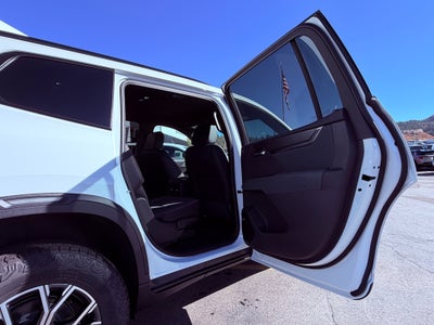 2027 GMC Acadia AT4