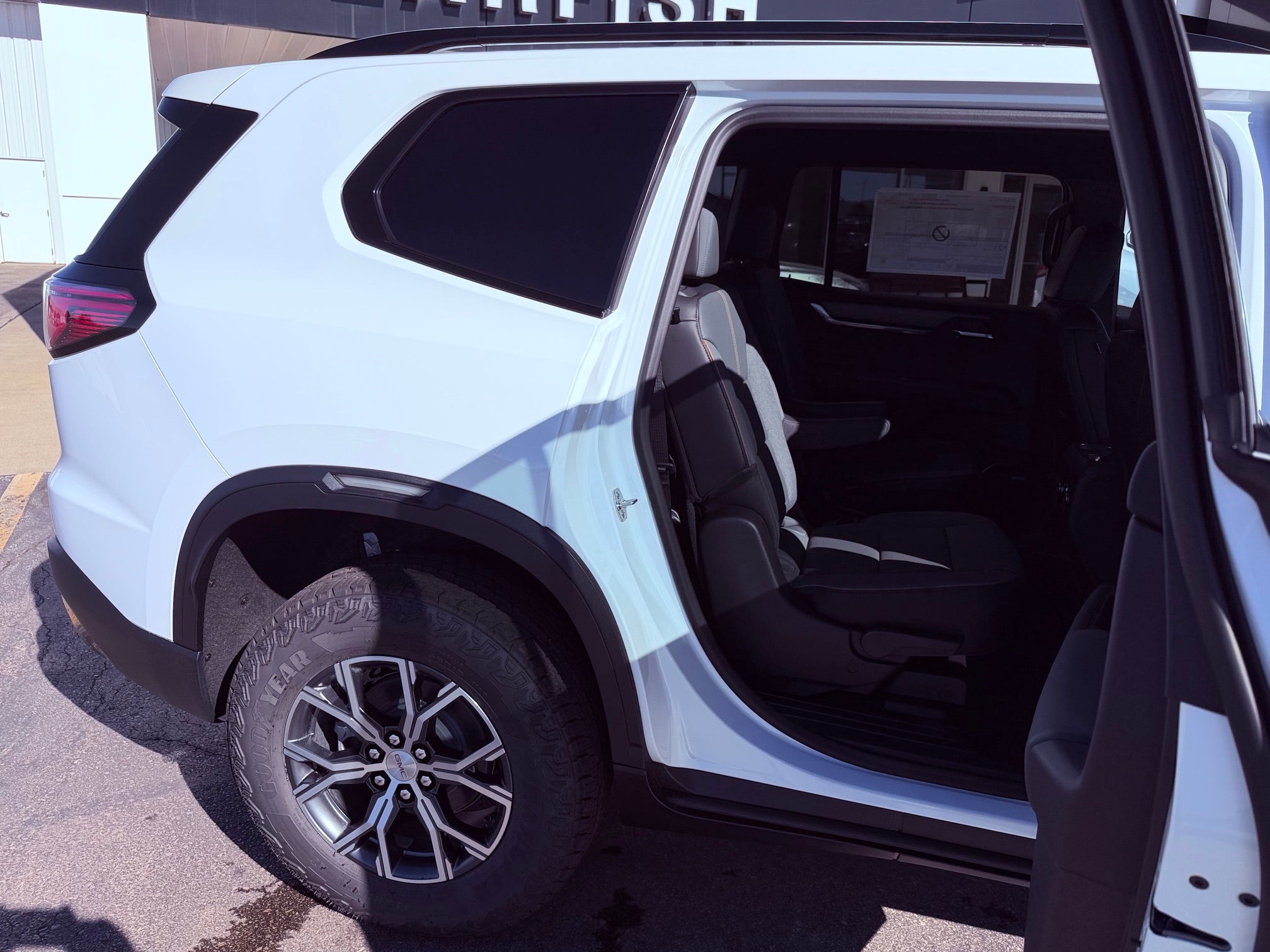2027 GMC Acadia AT4