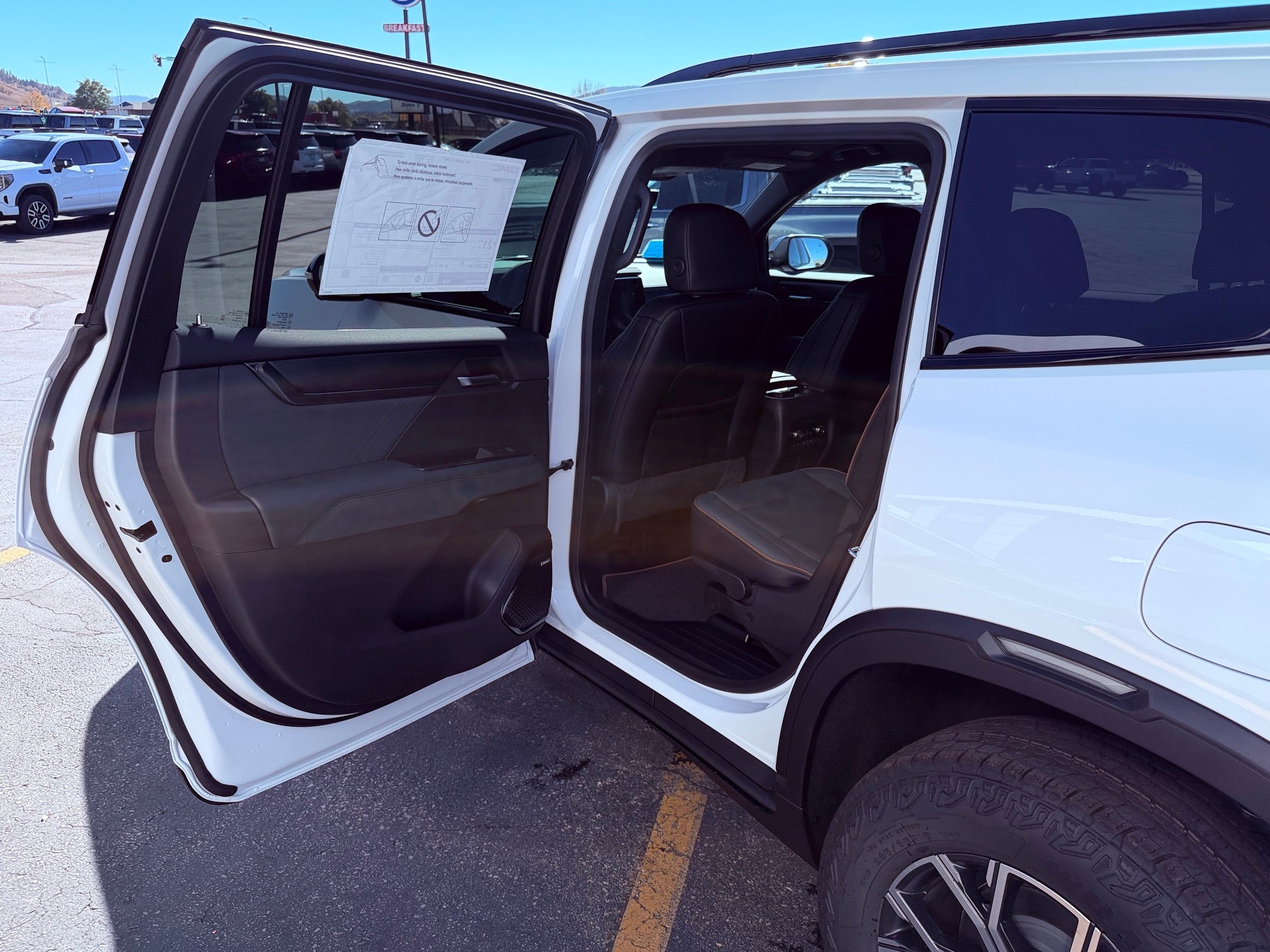 2027 GMC Acadia AT4