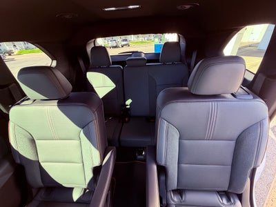 2027 GMC Acadia AT4