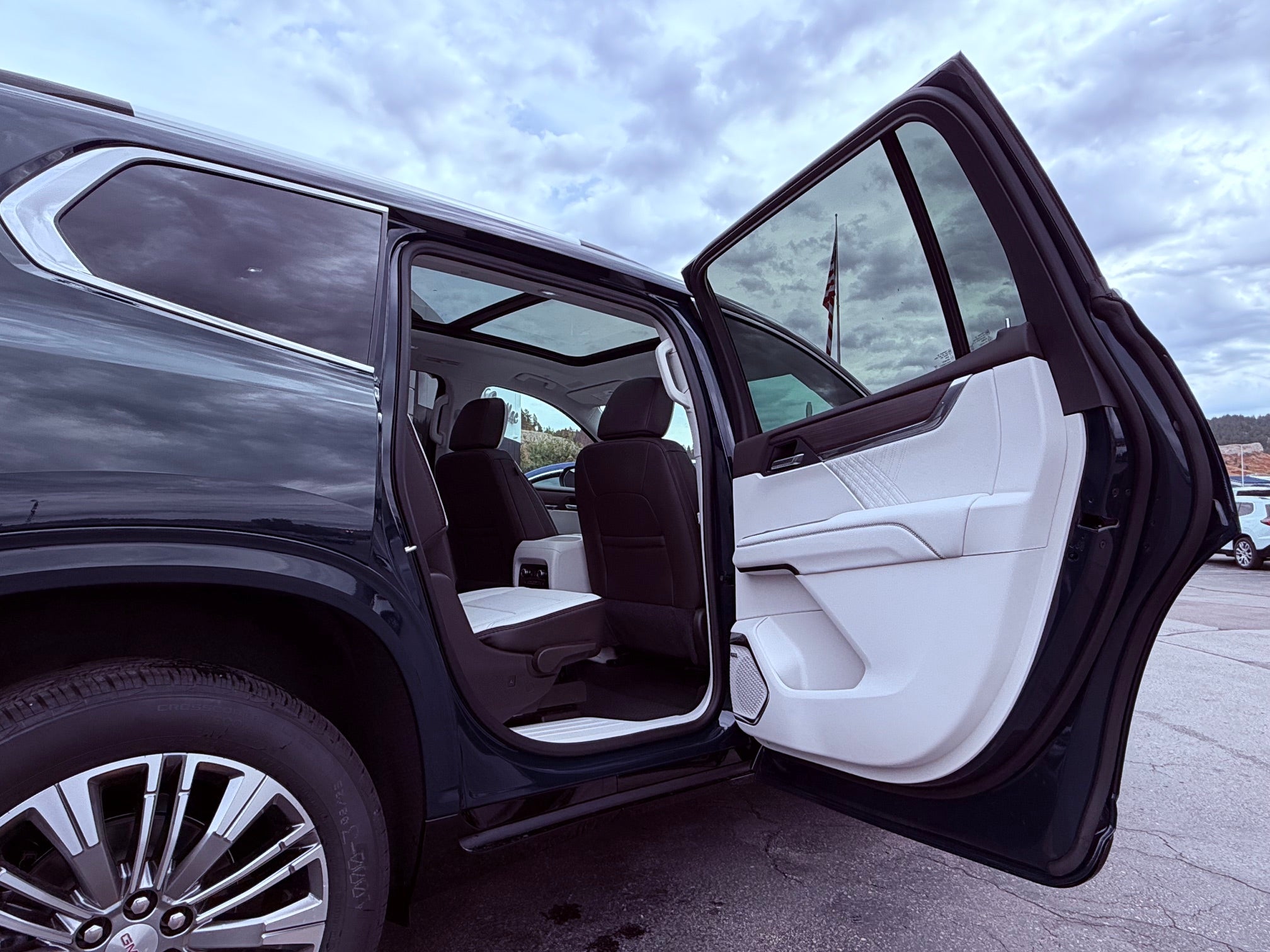 2027 GMC Acadia Denali
