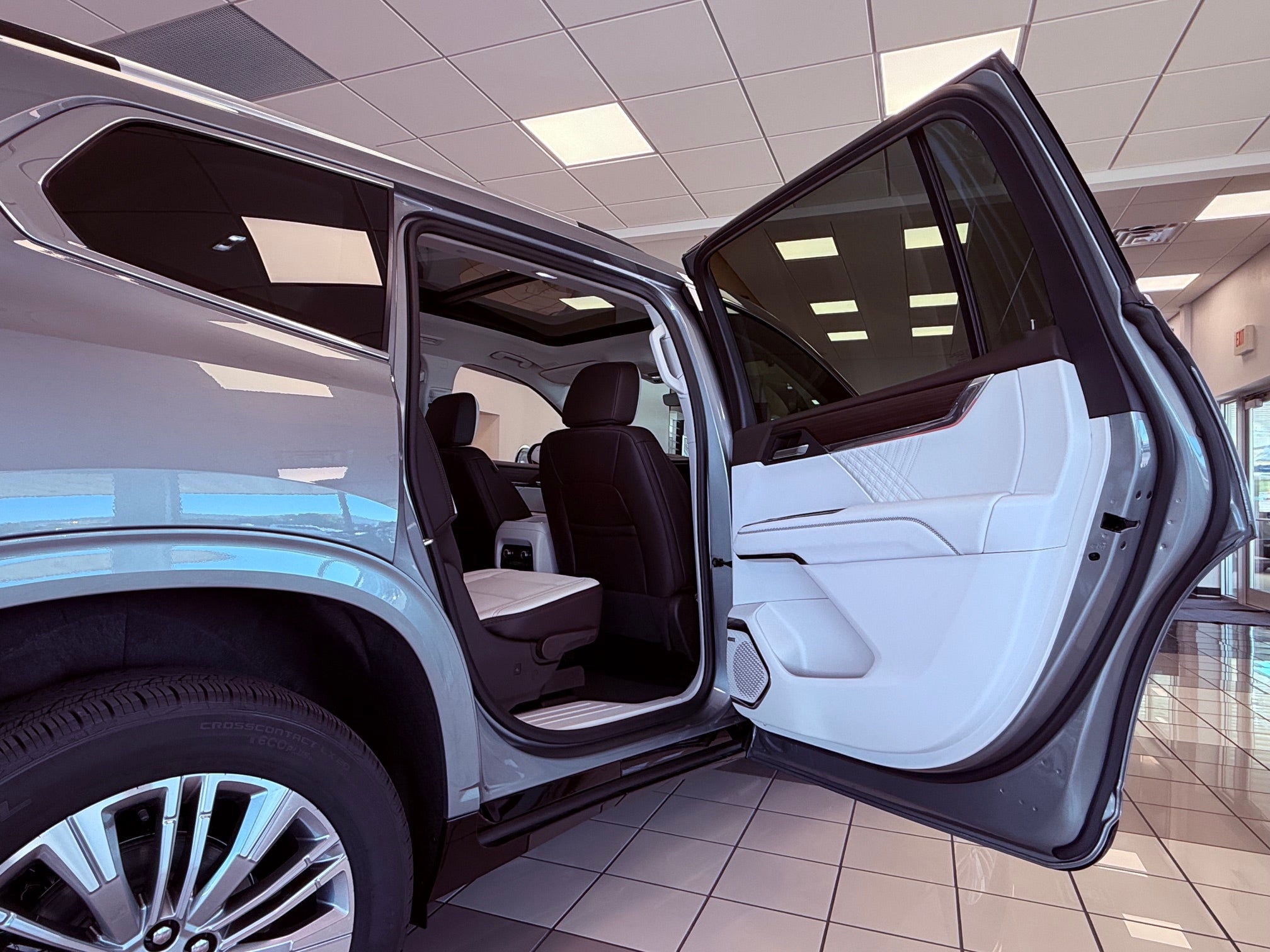 2027 GMC Acadia Denali