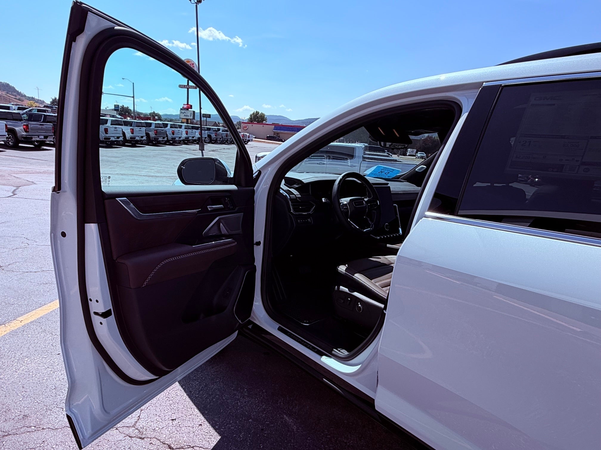 2027 GMC Acadia Denali Ultimate
