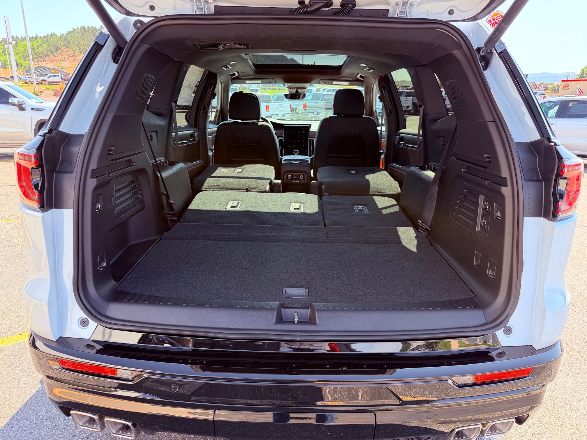 2027 GMC Acadia Denali Ultimate