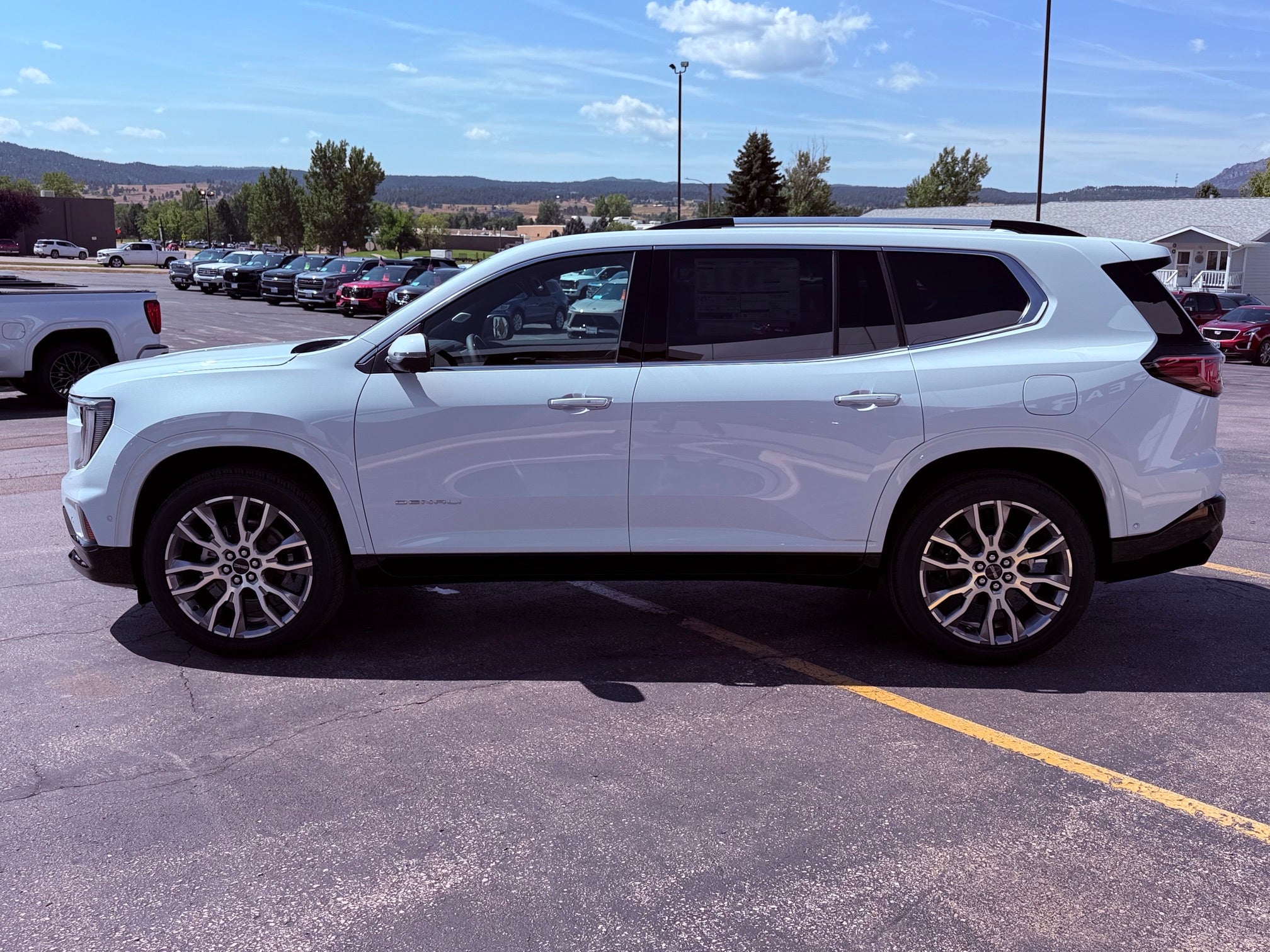 2027 GMC Acadia Denali Ultimate