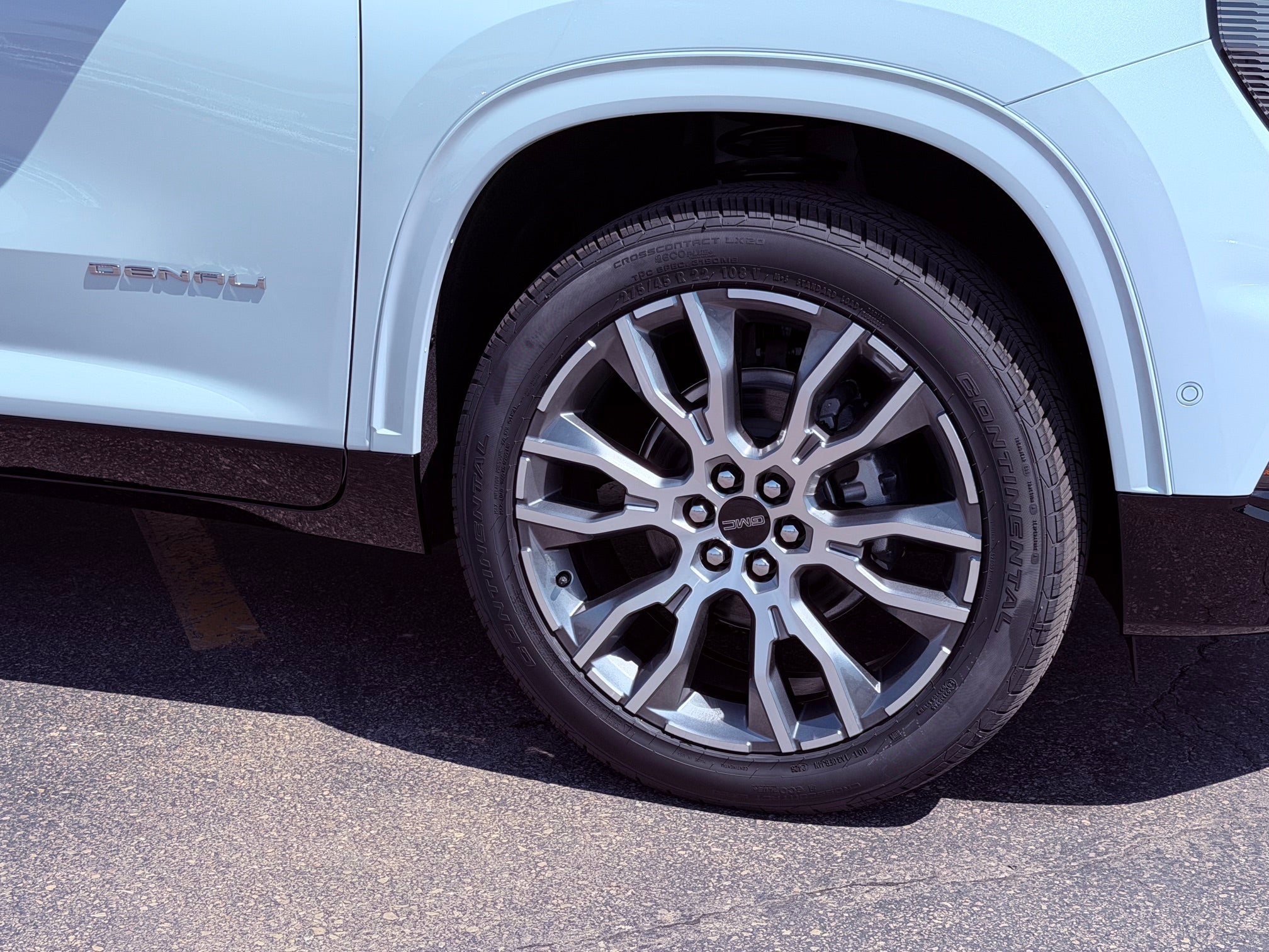2027 GMC Acadia Denali Ultimate