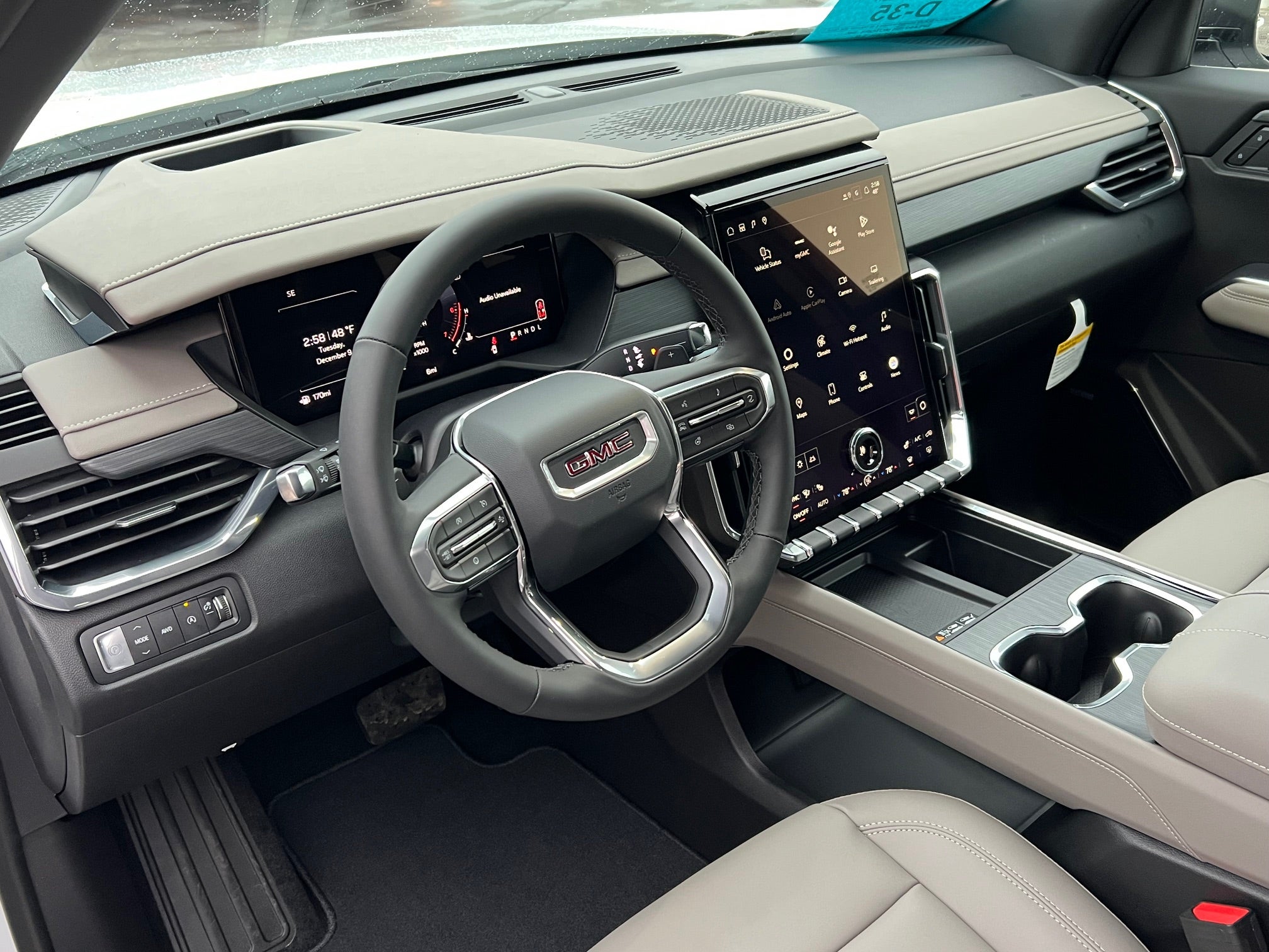 2026 GMC Acadia Elevation