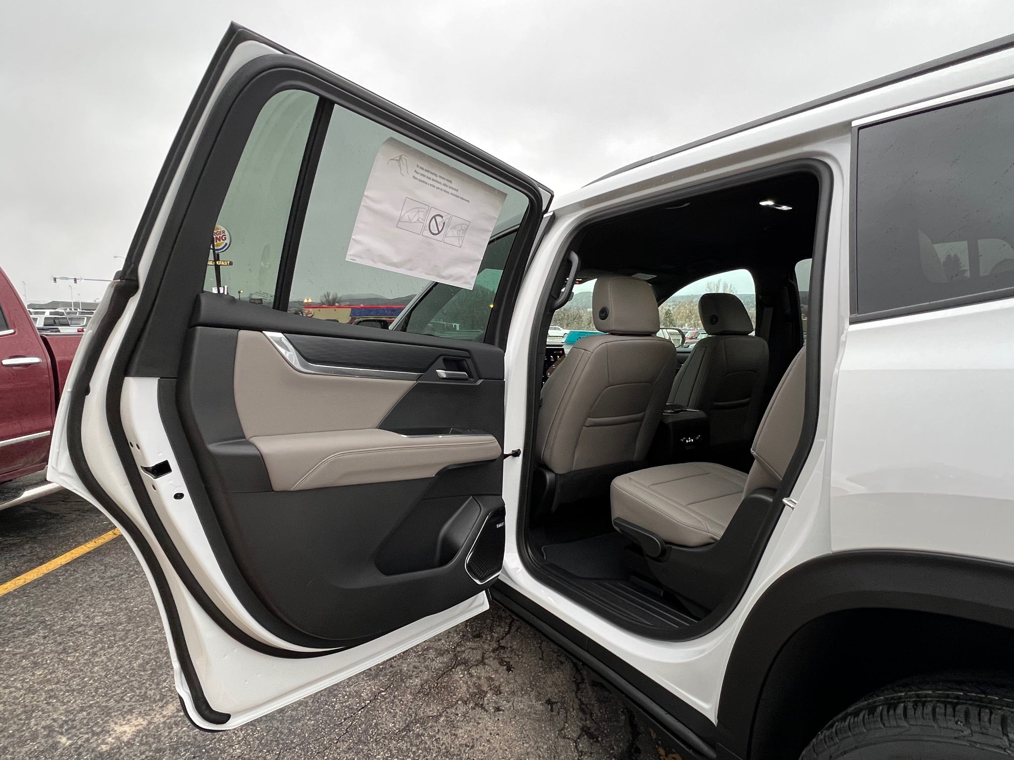 2026 GMC Acadia Elevation