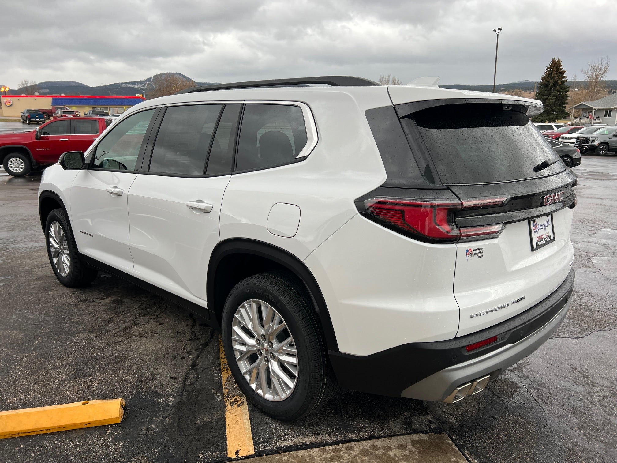 2026 GMC Acadia Elevation