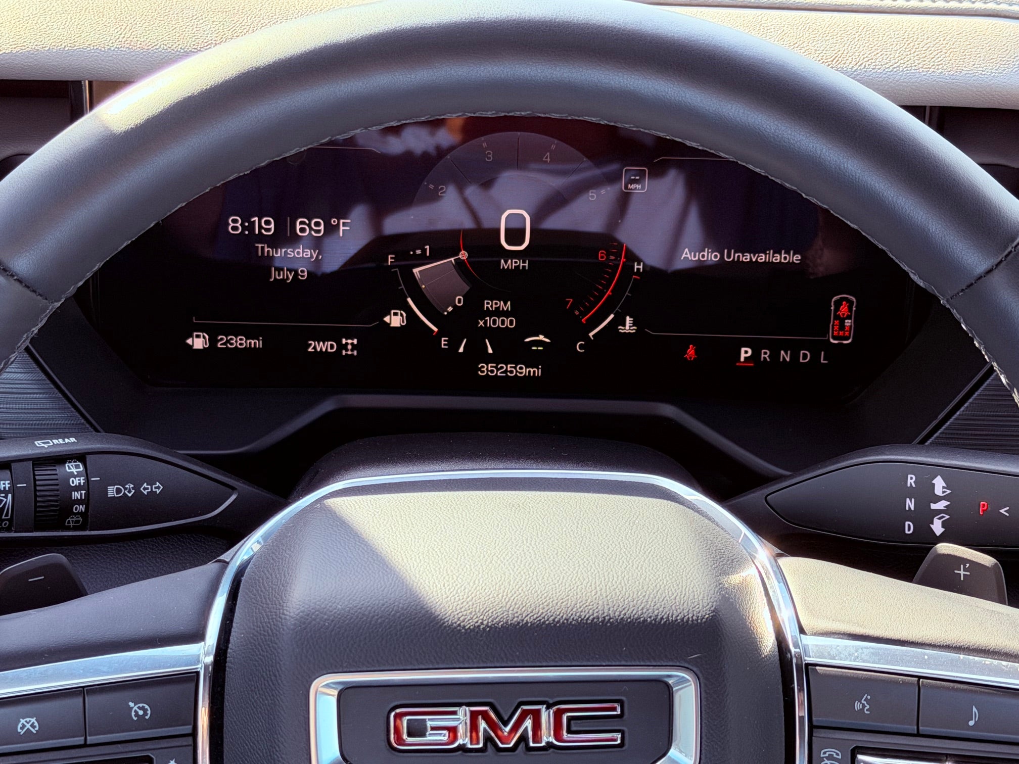 2024 GMC Acadia Elevation