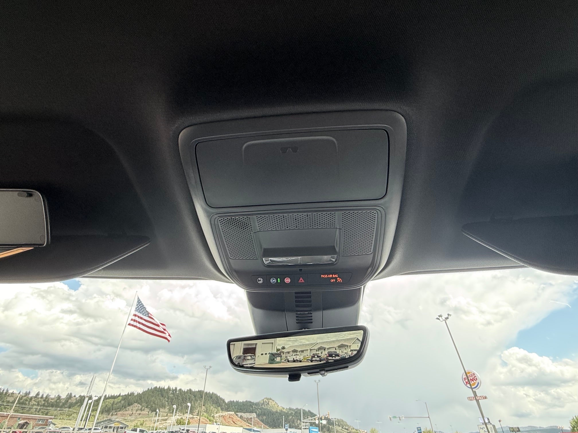 2026 GMC Acadia AT4 - Photo 25