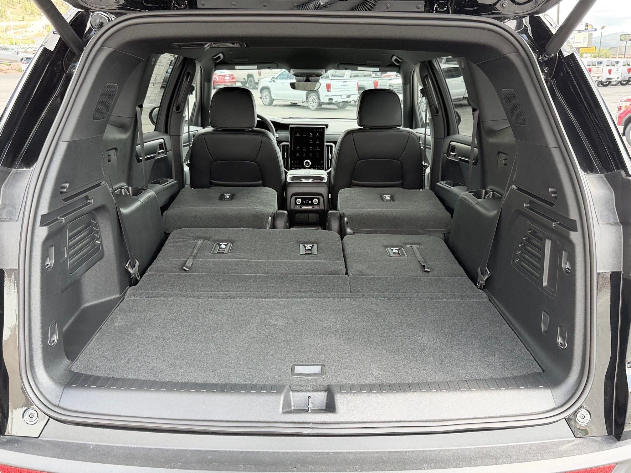 2026 GMC Acadia AT4 - Photo 36