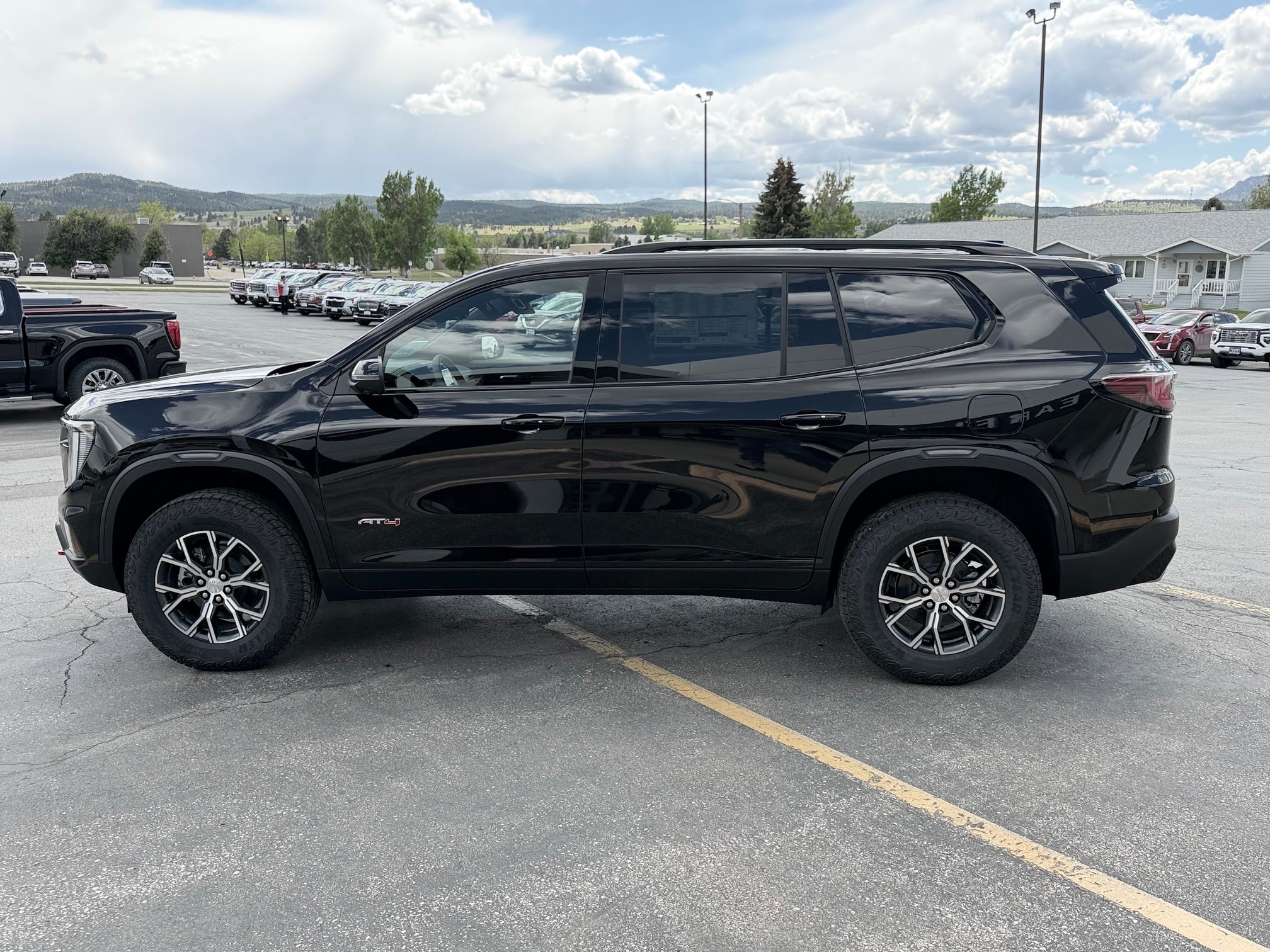 2026 GMC Acadia AT4