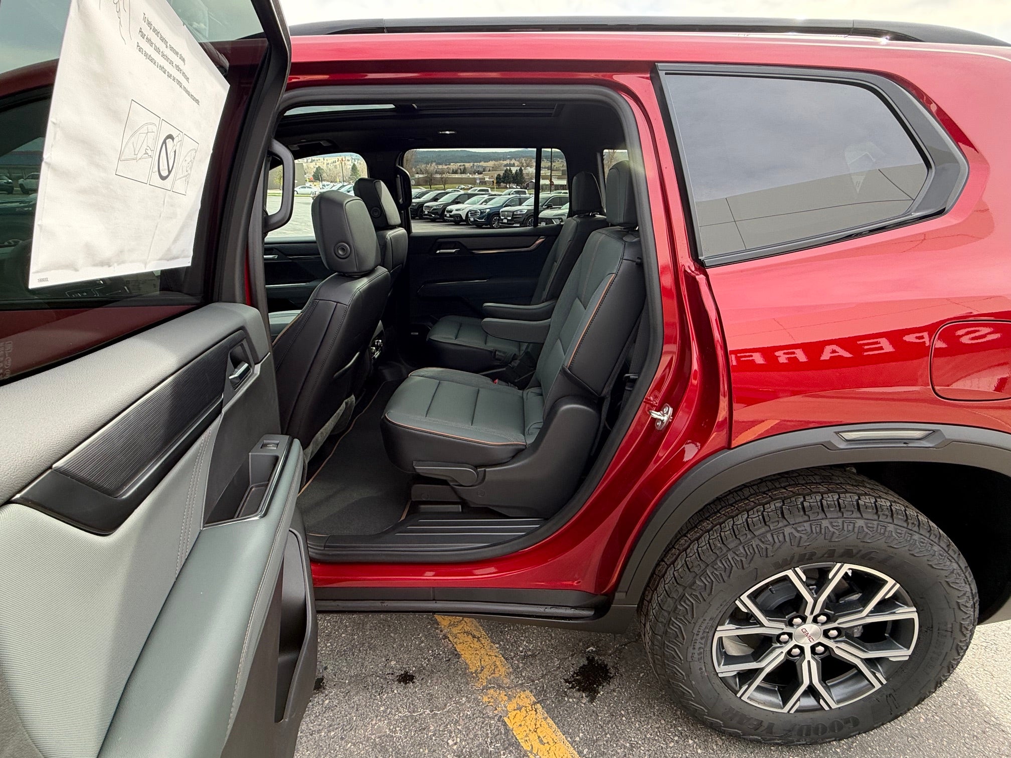 2026 GMC Acadia AT4