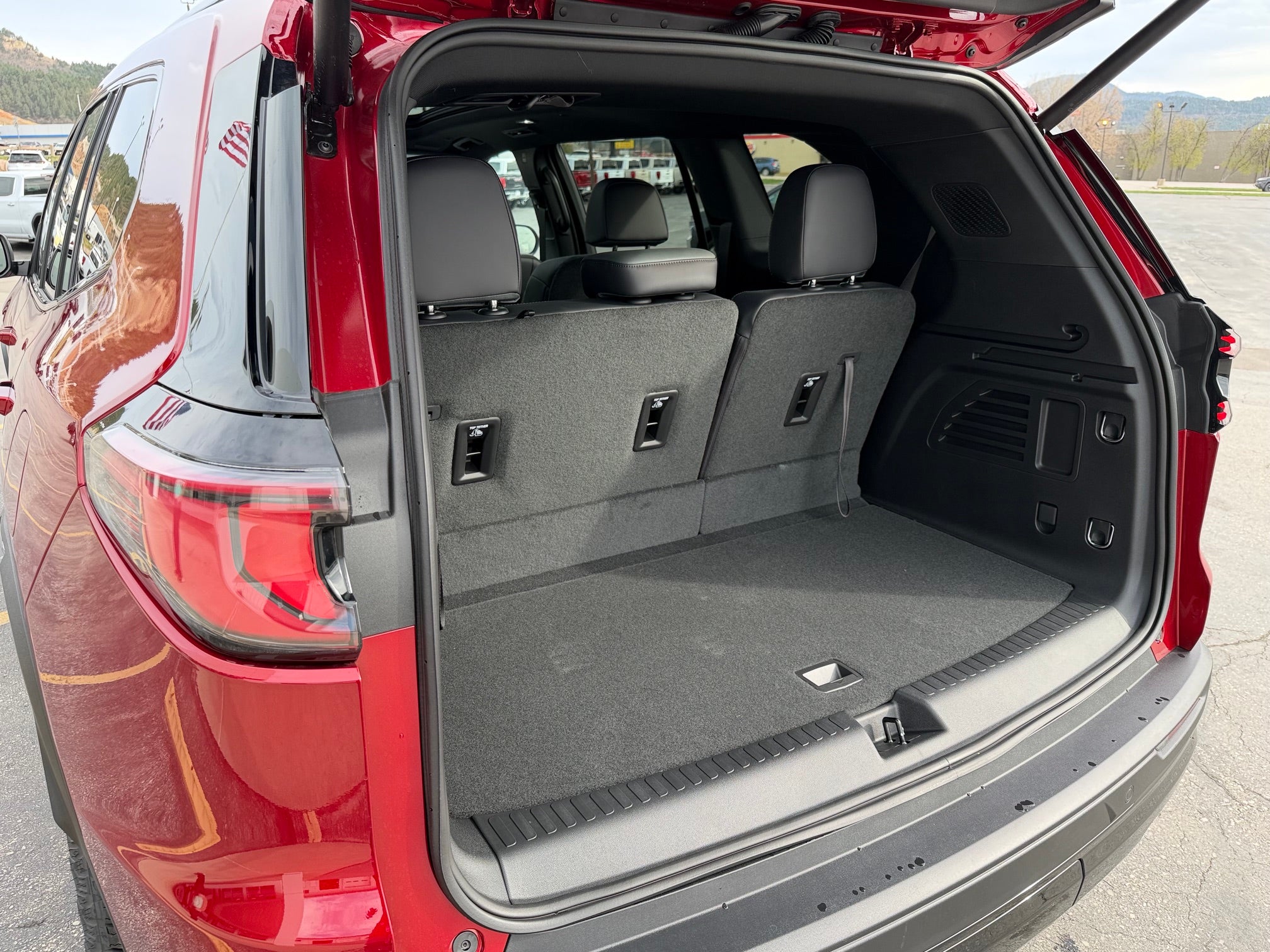 2026 GMC Acadia AT4