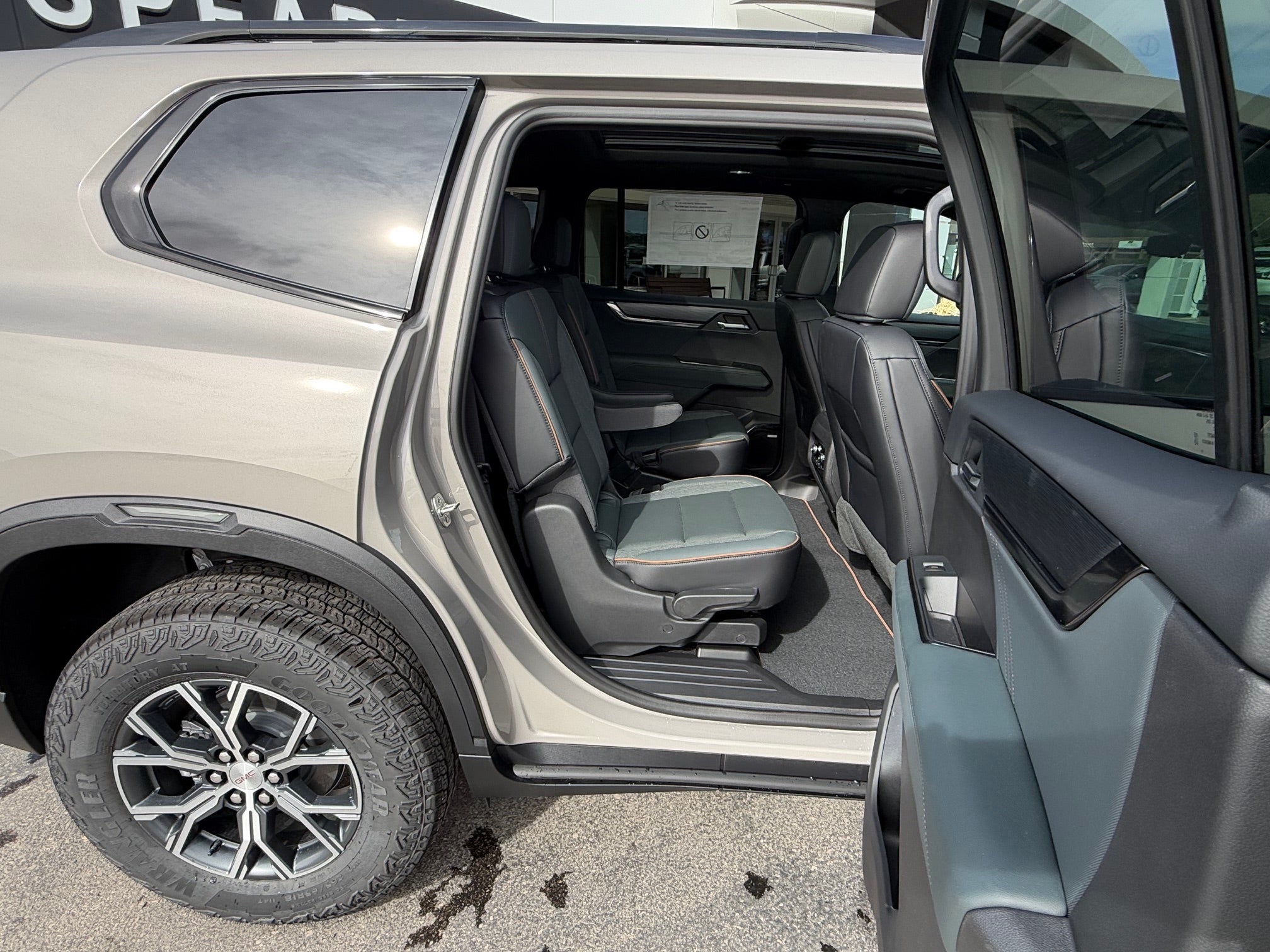 2026 GMC Acadia AT4
