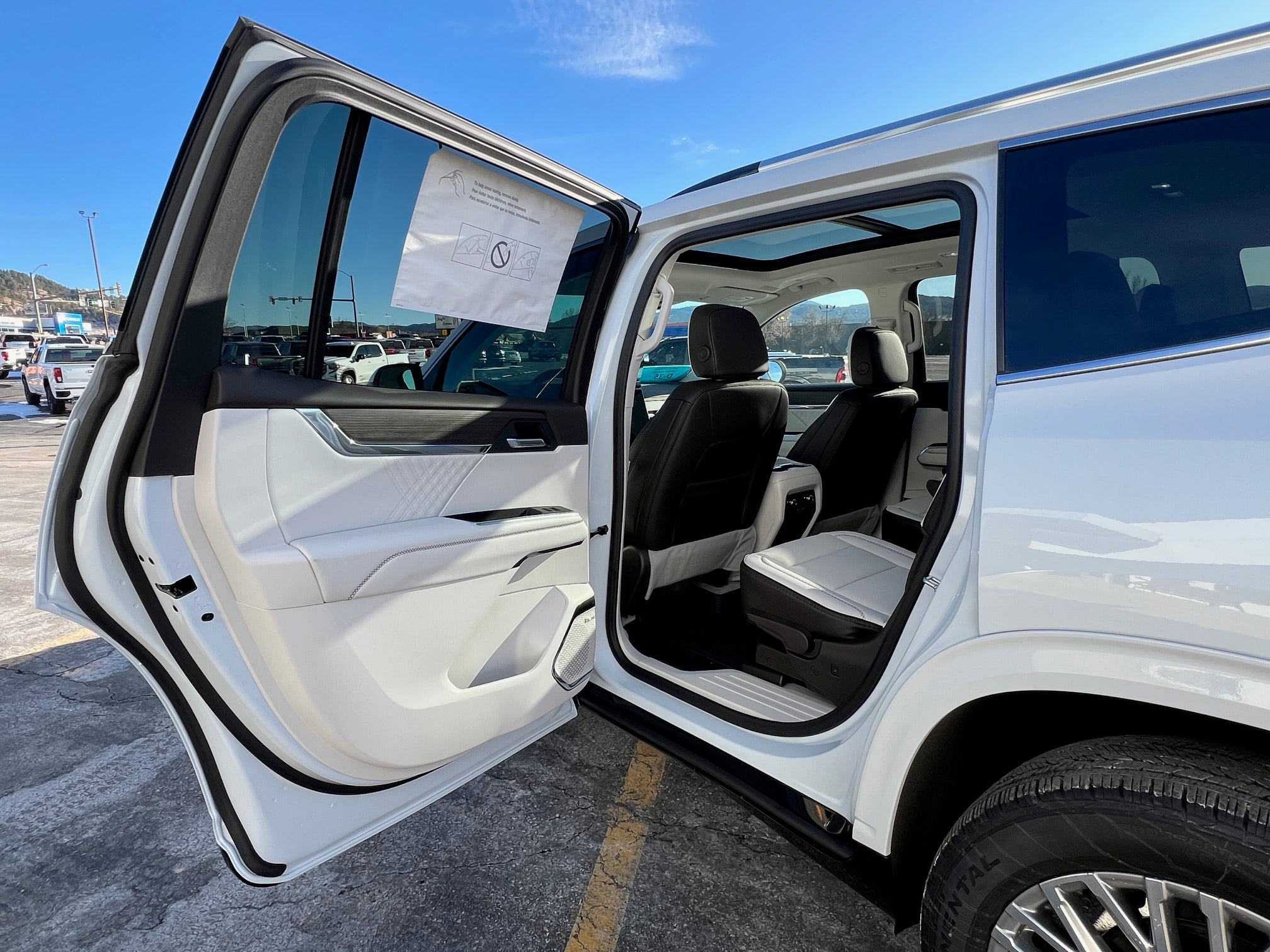 2026 GMC Acadia Denali