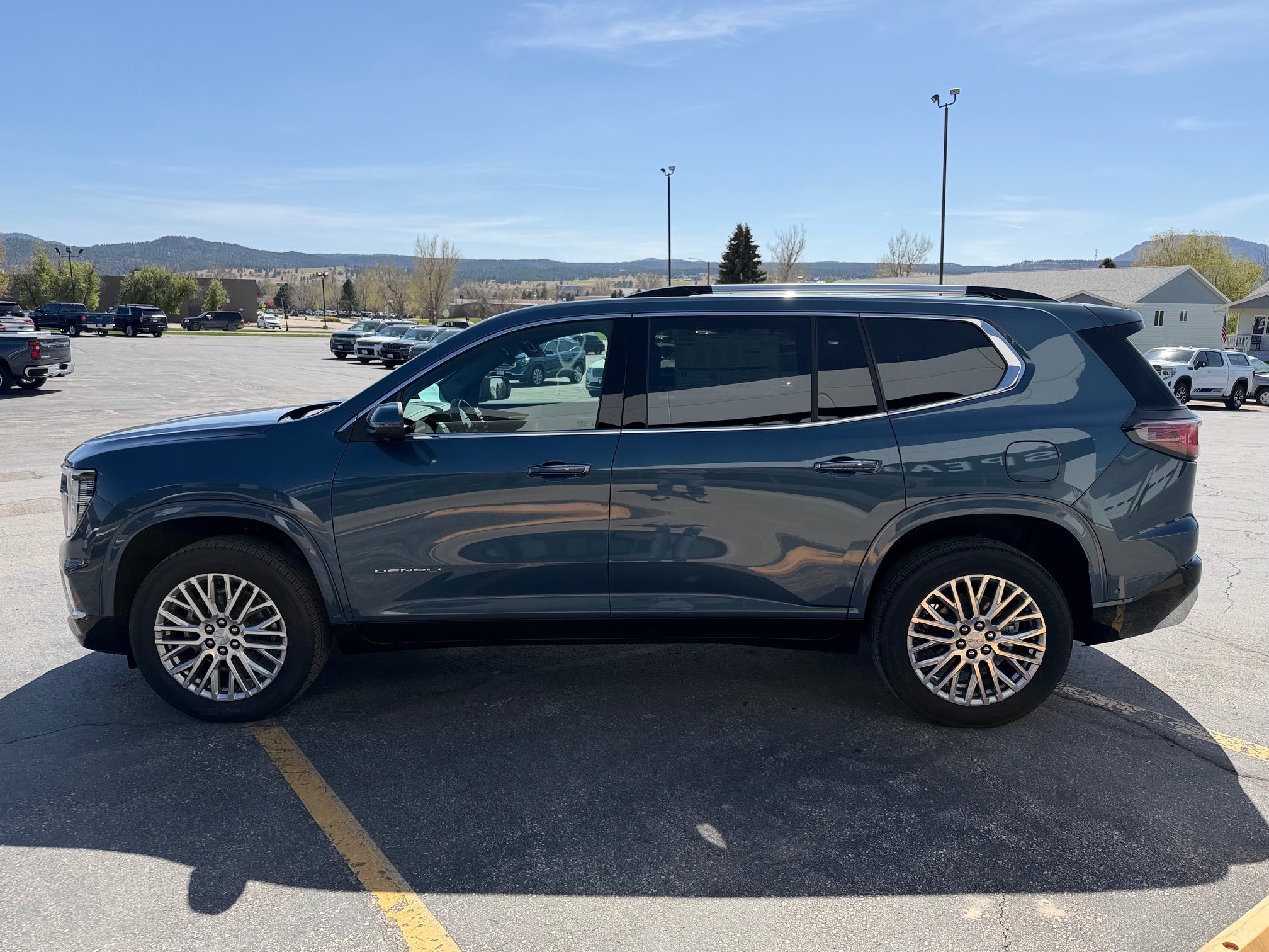 2026 GMC Acadia Denali