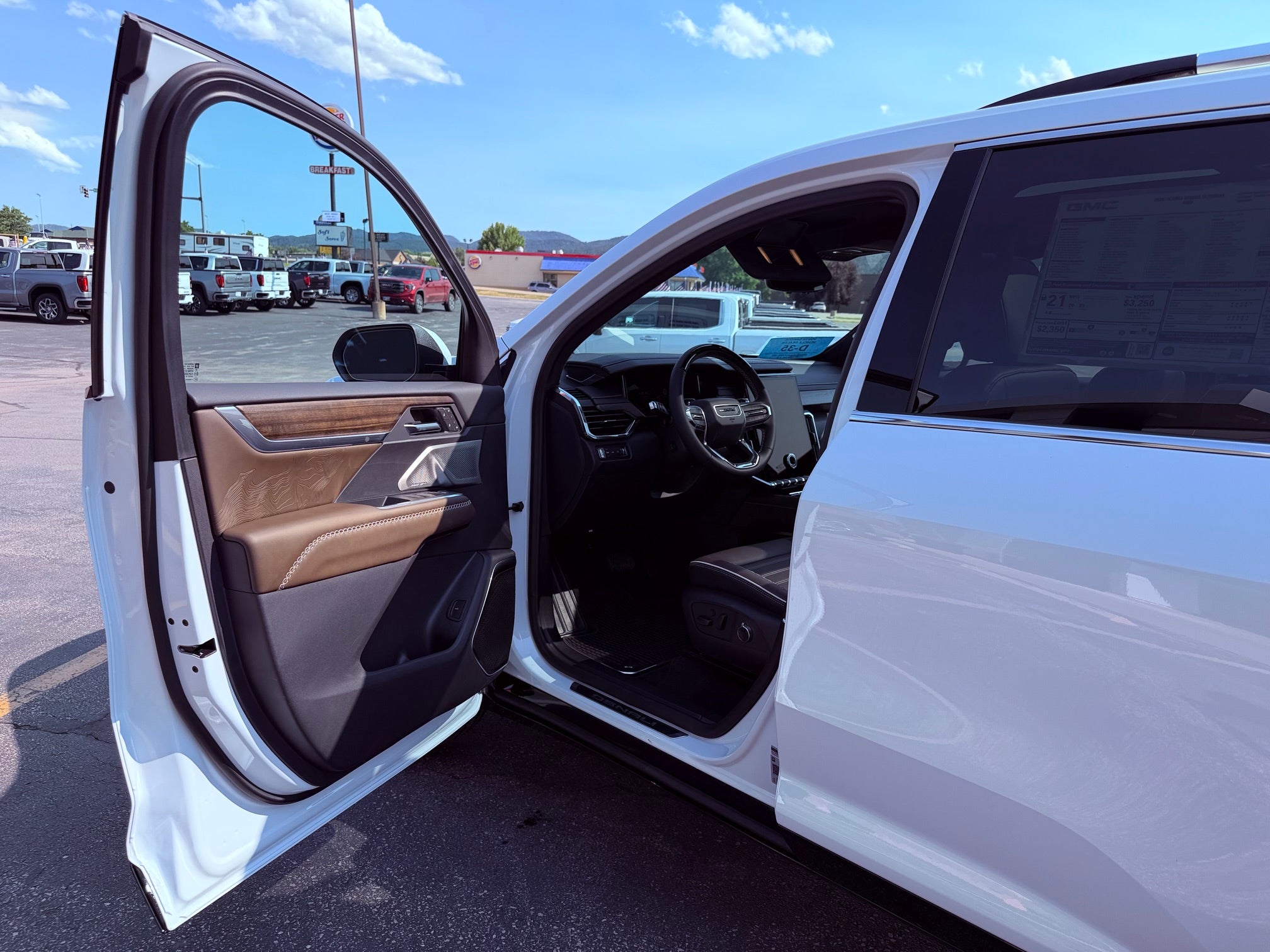 2026 GMC Acadia Denali Ultimate
