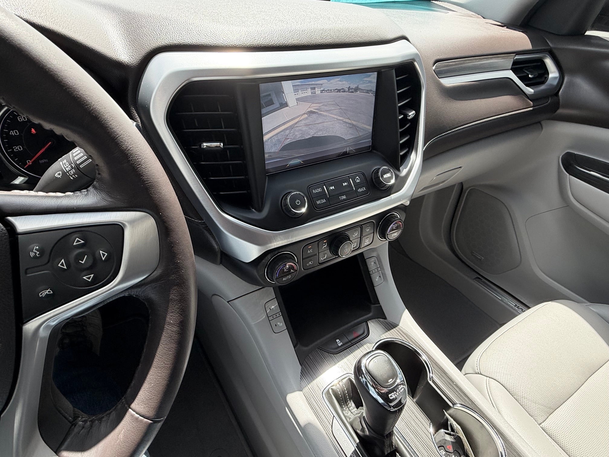 2018 GMC Acadia SLT