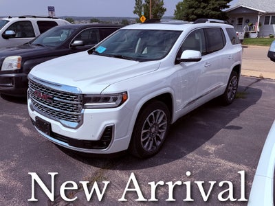 2023 GMC Acadia Denali