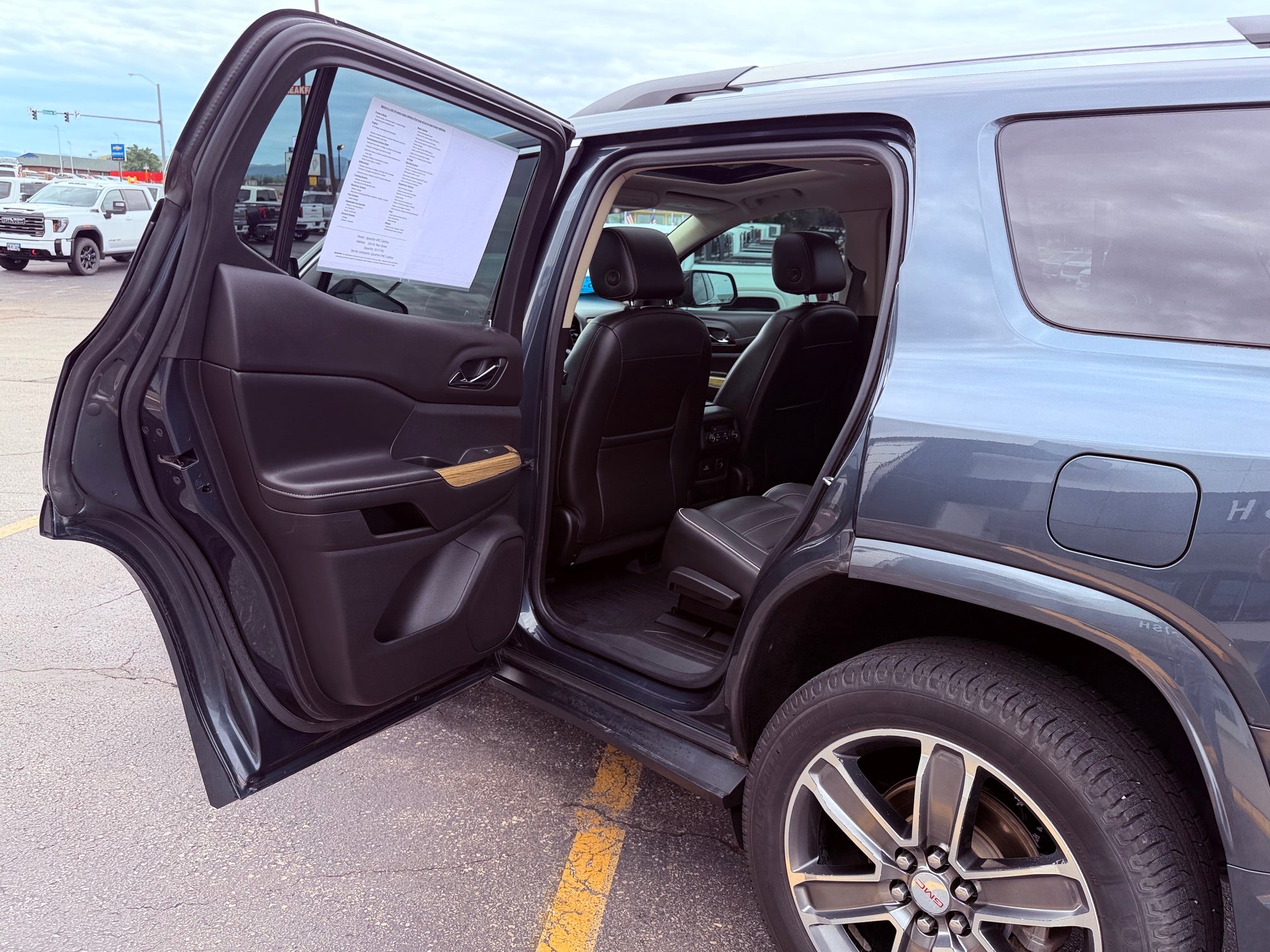 2019 GMC Acadia Denali