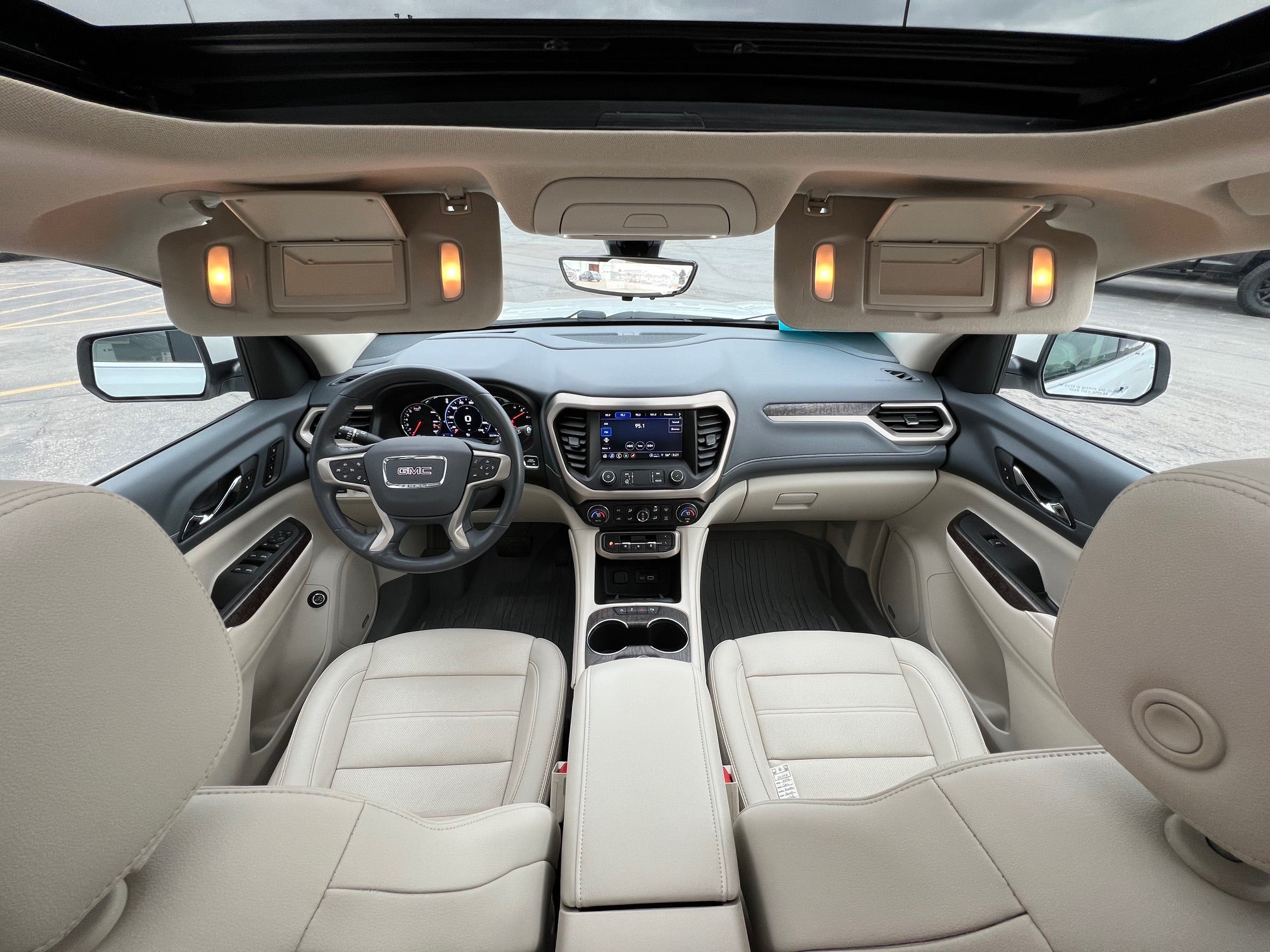 2022 GMC Acadia Denali