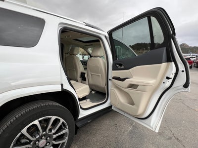 2022 GMC Acadia Denali