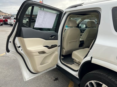 2022 GMC Acadia Denali