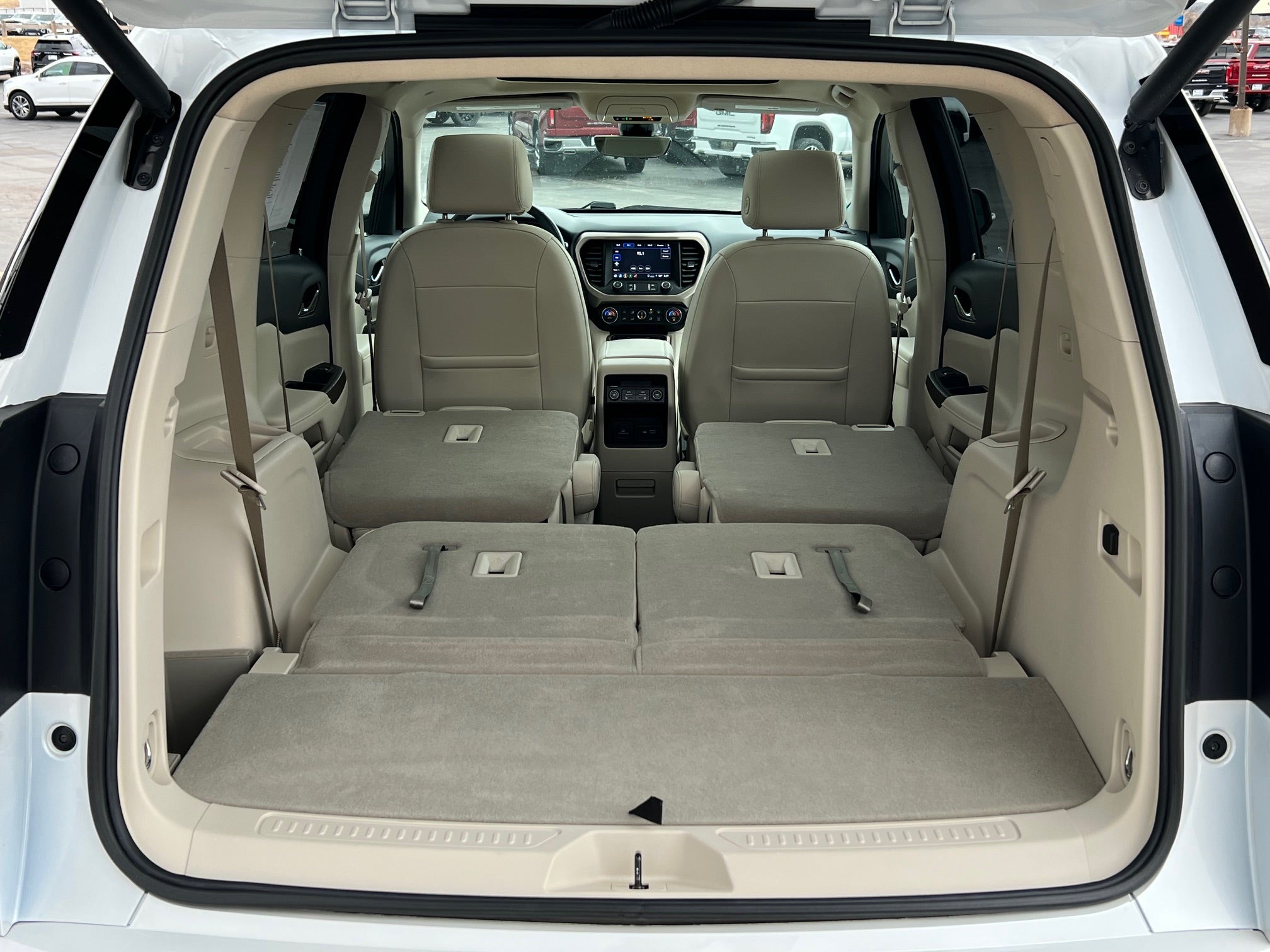 2022 GMC Acadia Denali