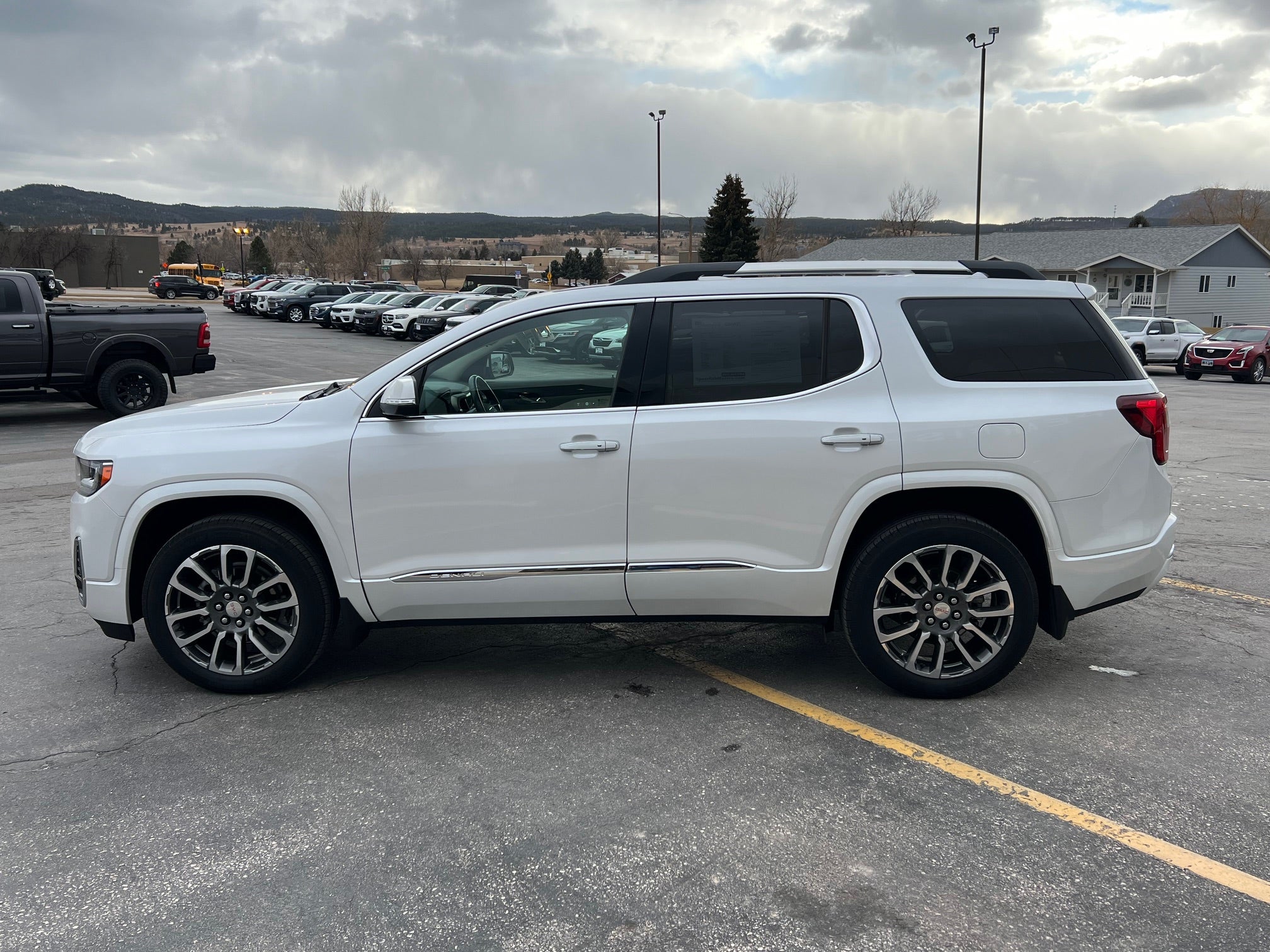2022 GMC Acadia Denali