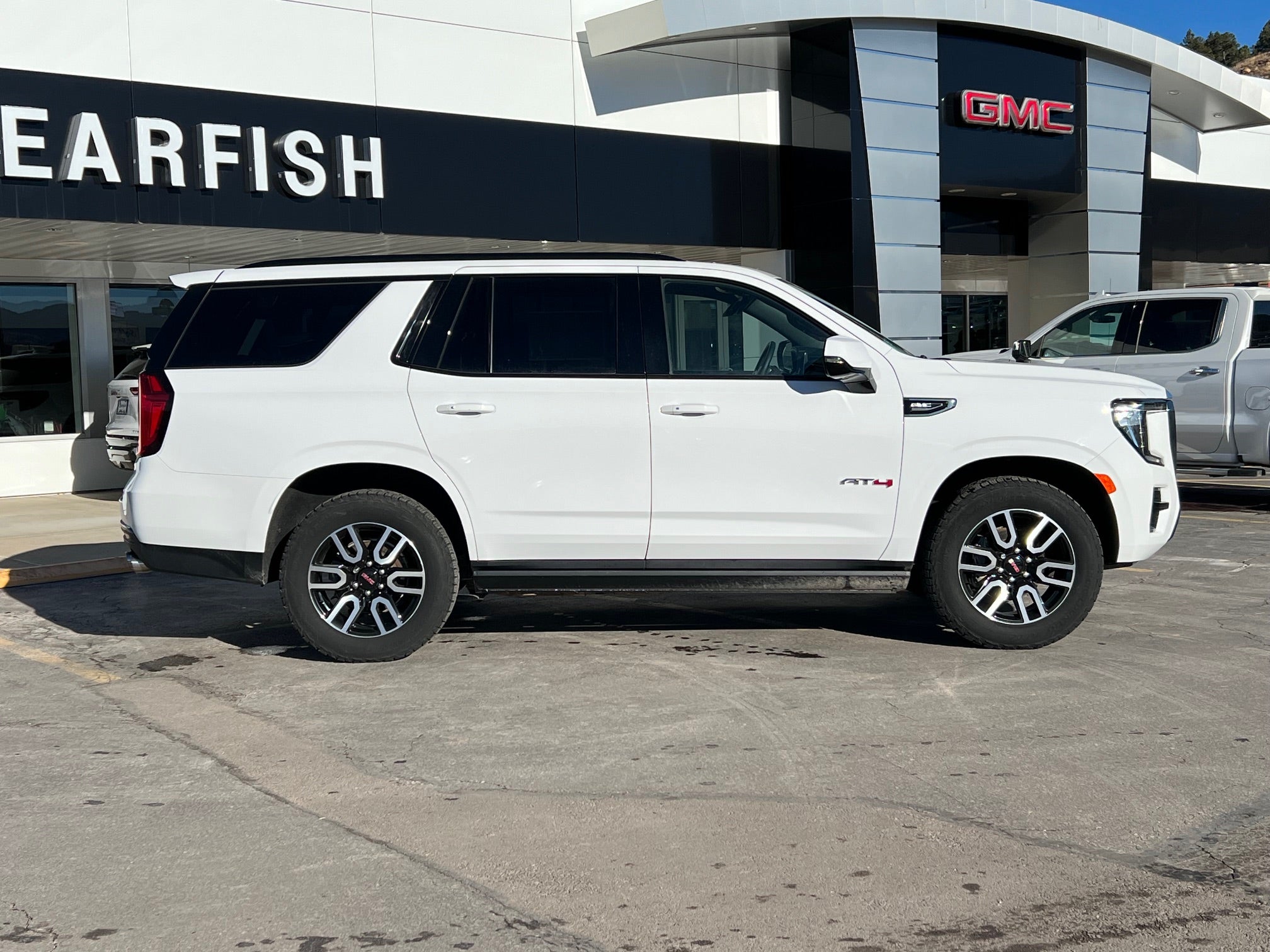 2022 GMC Yukon AT4