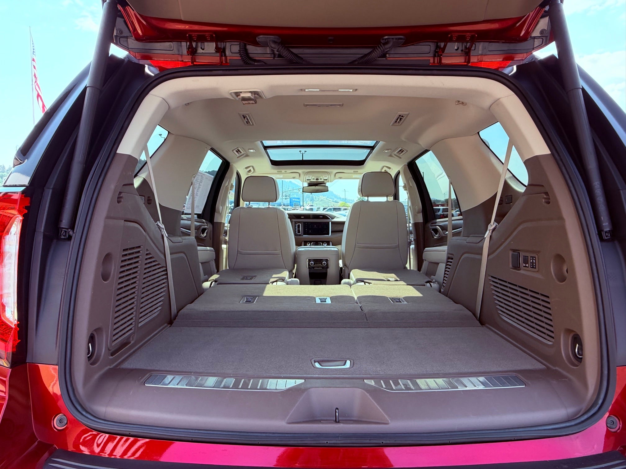2023 GMC Yukon Denali
