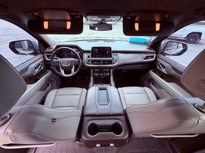 2022 GMC Yukon XL SLT