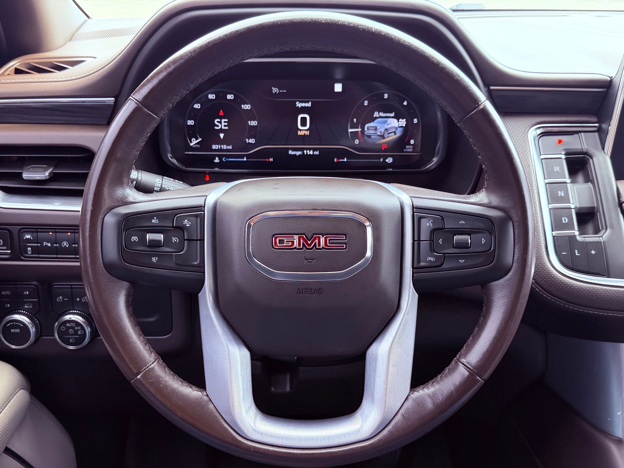 2022 GMC Yukon XL SLT