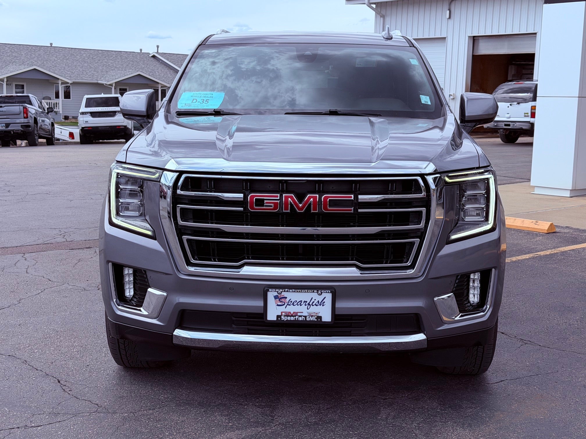 2022 GMC Yukon XL SLT