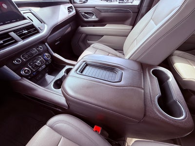 2022 GMC Yukon XL SLT
