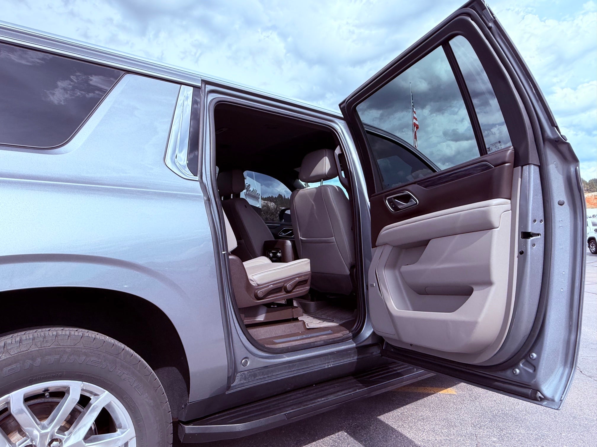 2022 GMC Yukon XL SLT