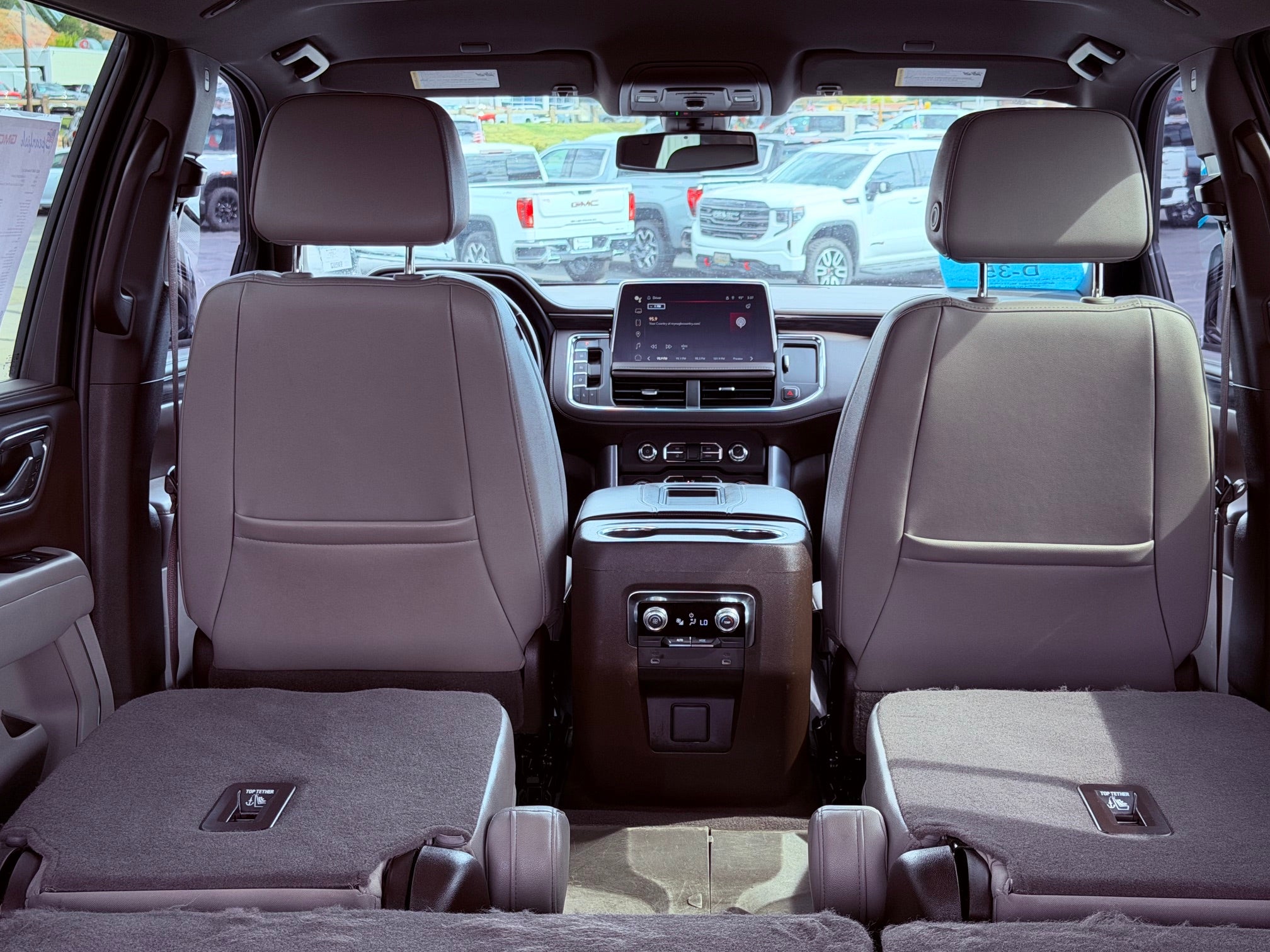 2022 GMC Yukon XL SLT