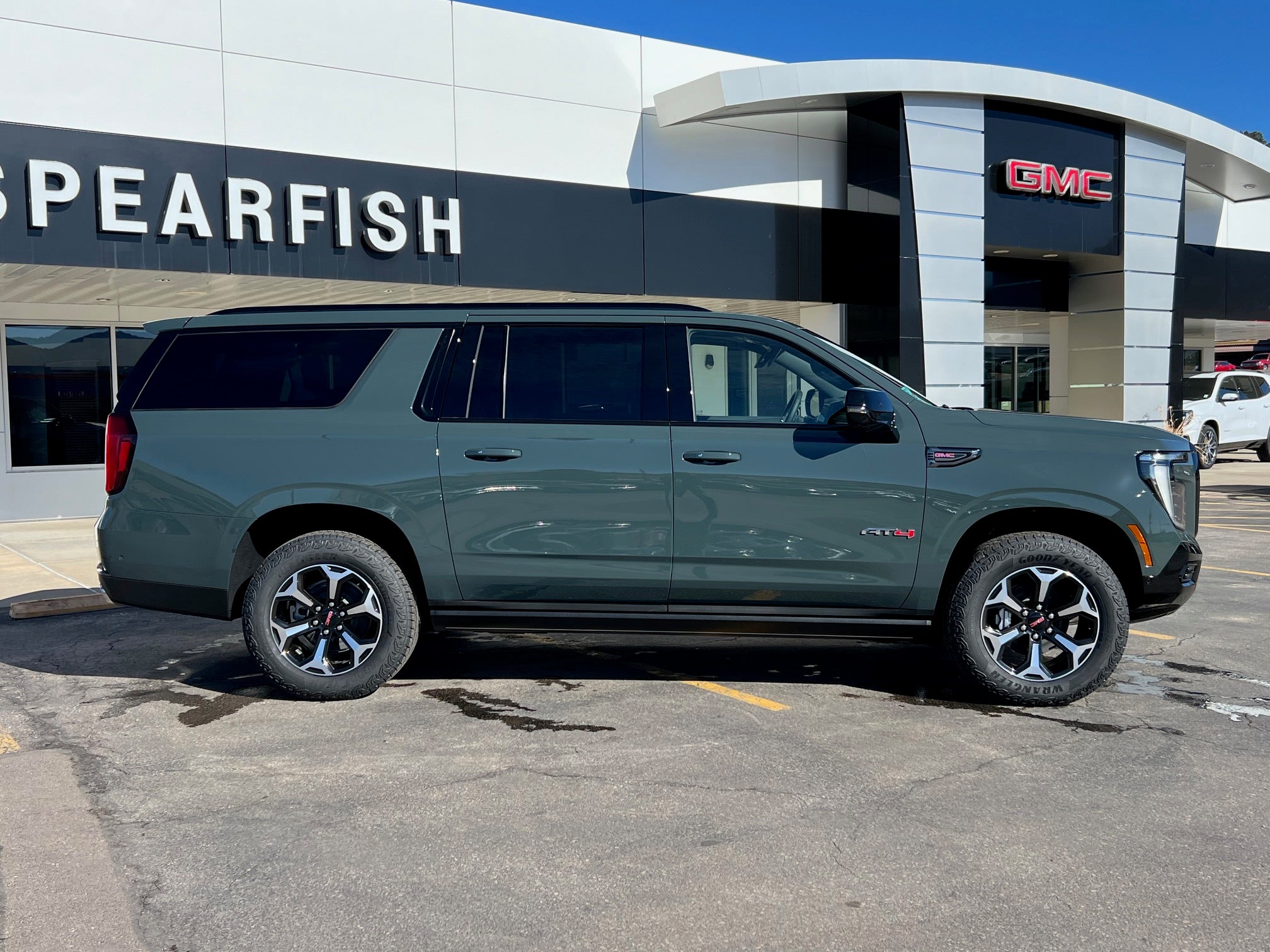 2026 GMC Yukon XL AT4