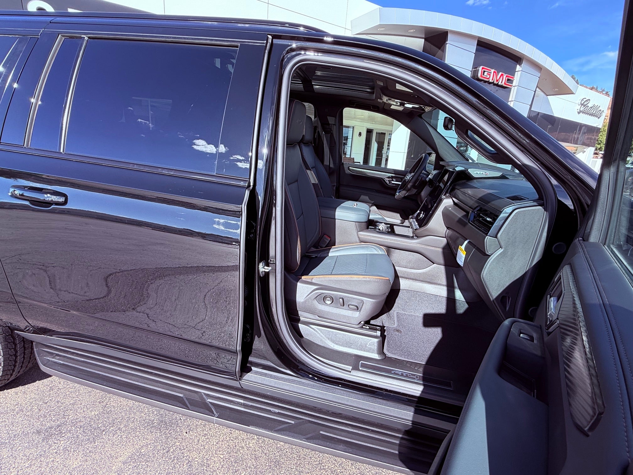 2027 GMC Yukon XL AT4