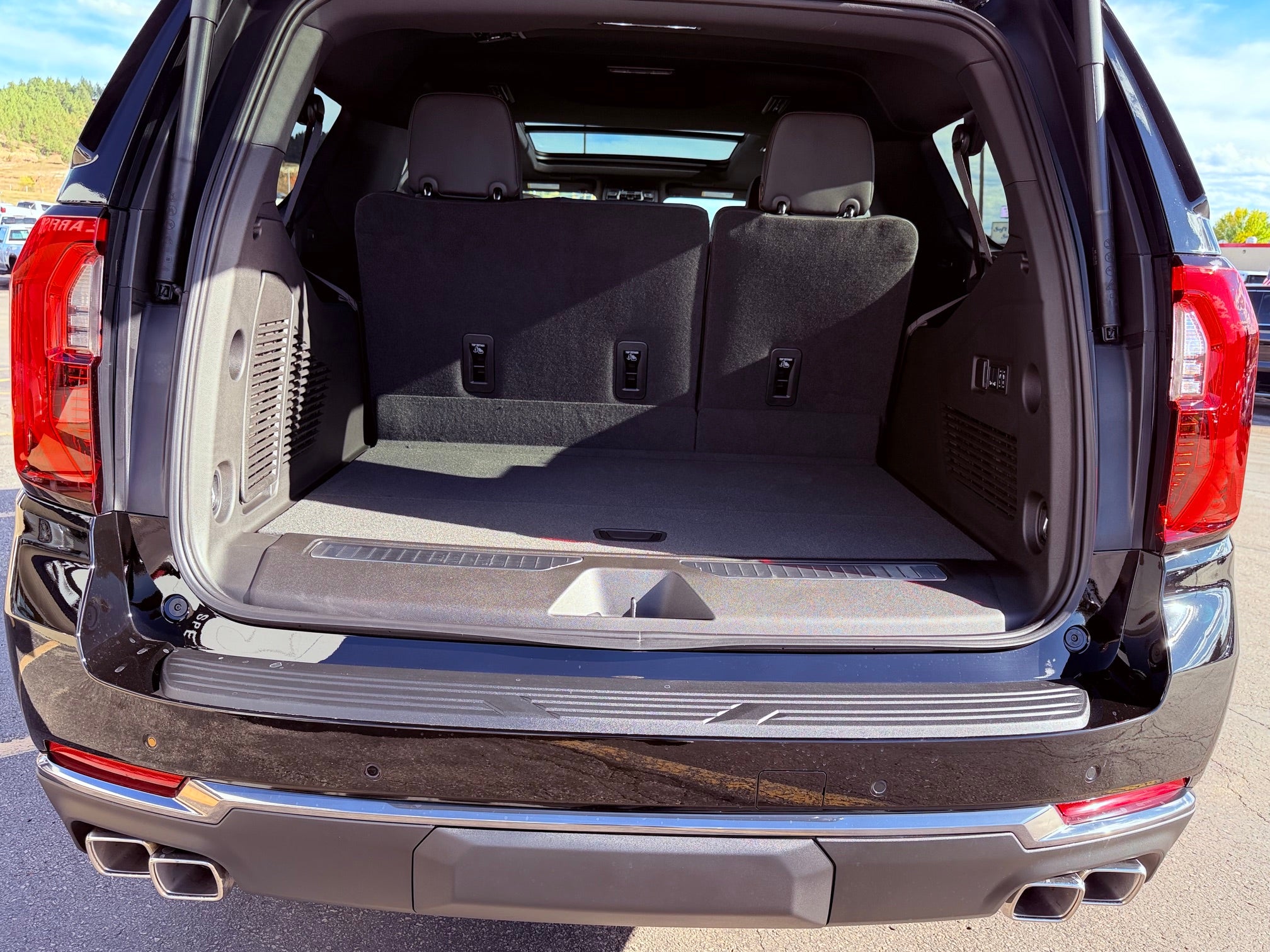2027 GMC Yukon XL AT4