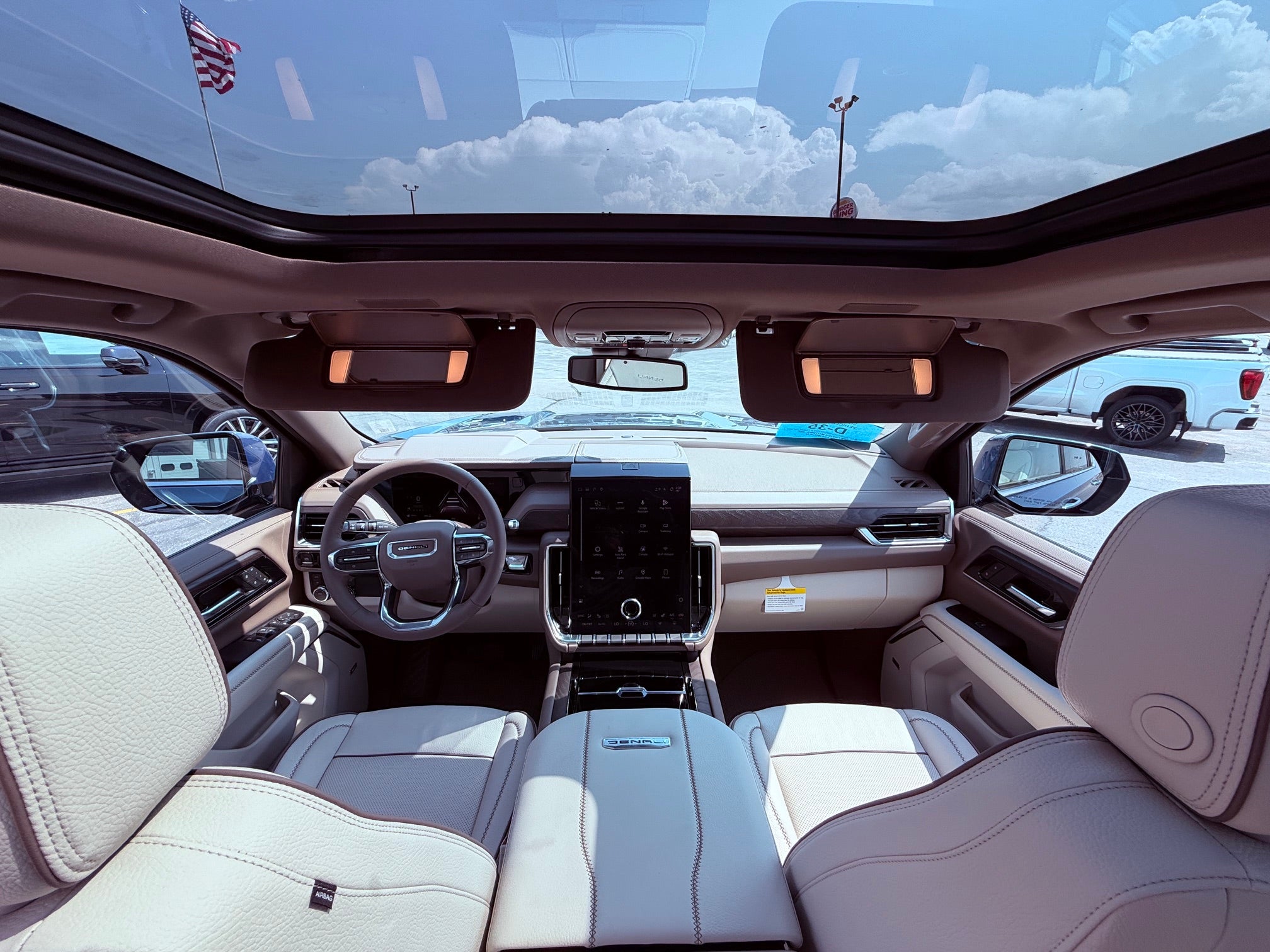 2026 GMC Yukon XL Denali - Photo 17