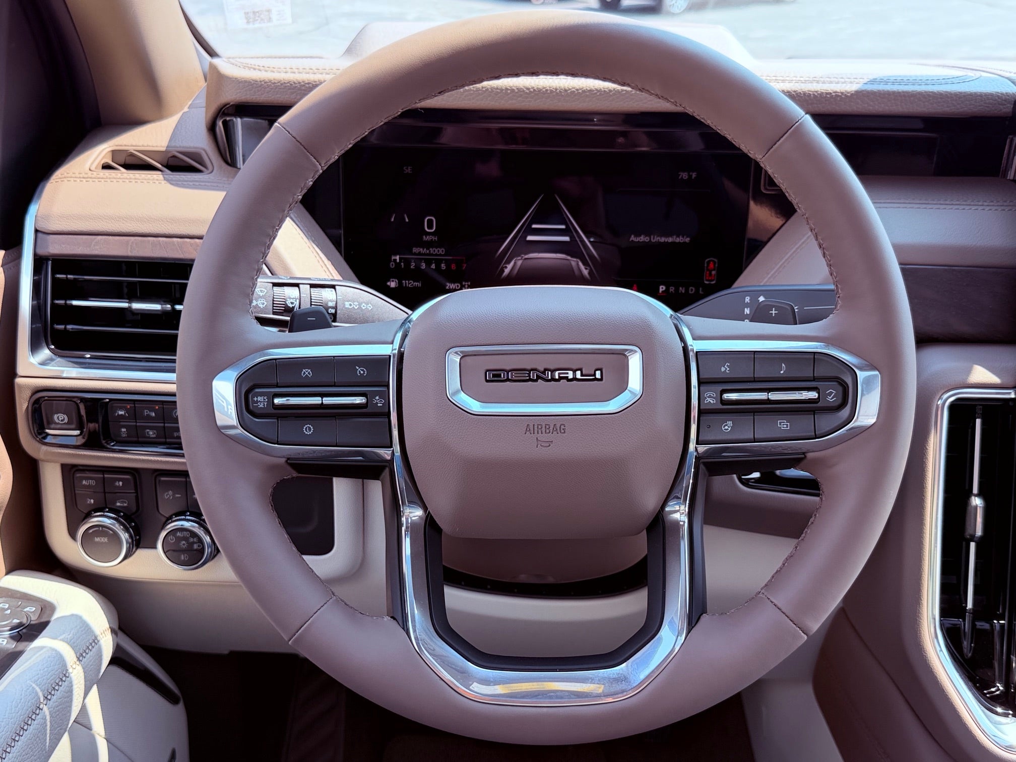 2026 GMC Yukon XL Denali - Photo 19
