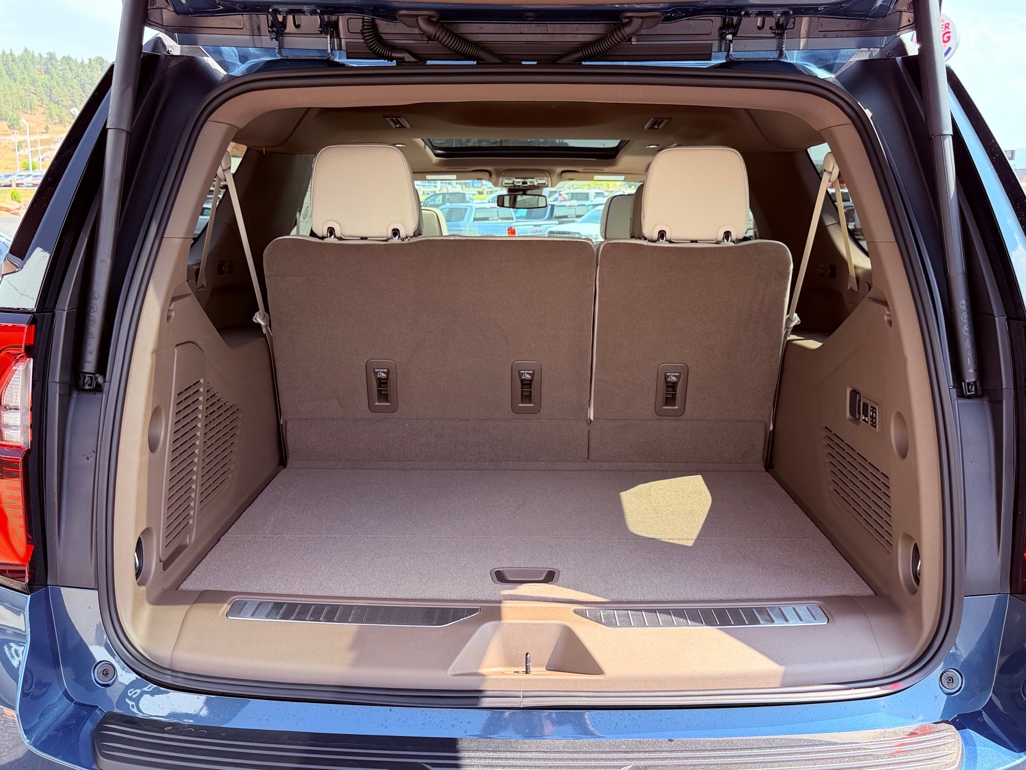2026 GMC Yukon XL Denali - Photo 35