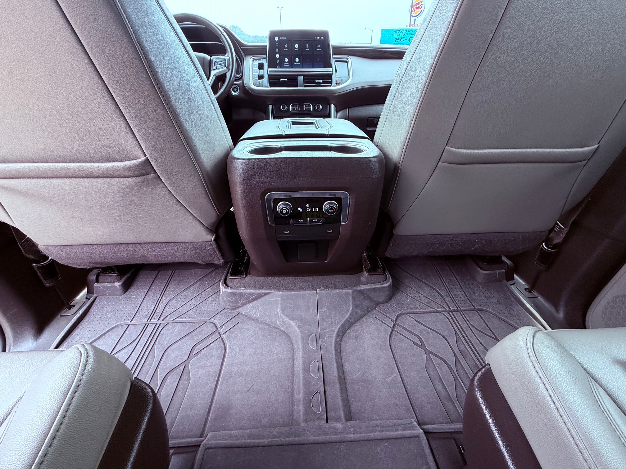 2022 Chevrolet Suburban 4WD LT