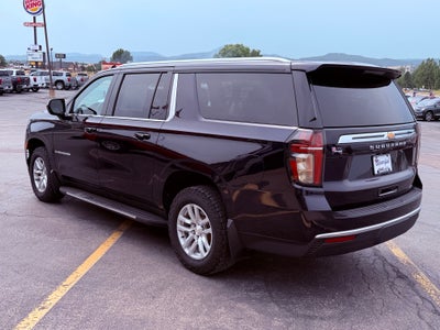 2022 Chevrolet Suburban 4WD LT