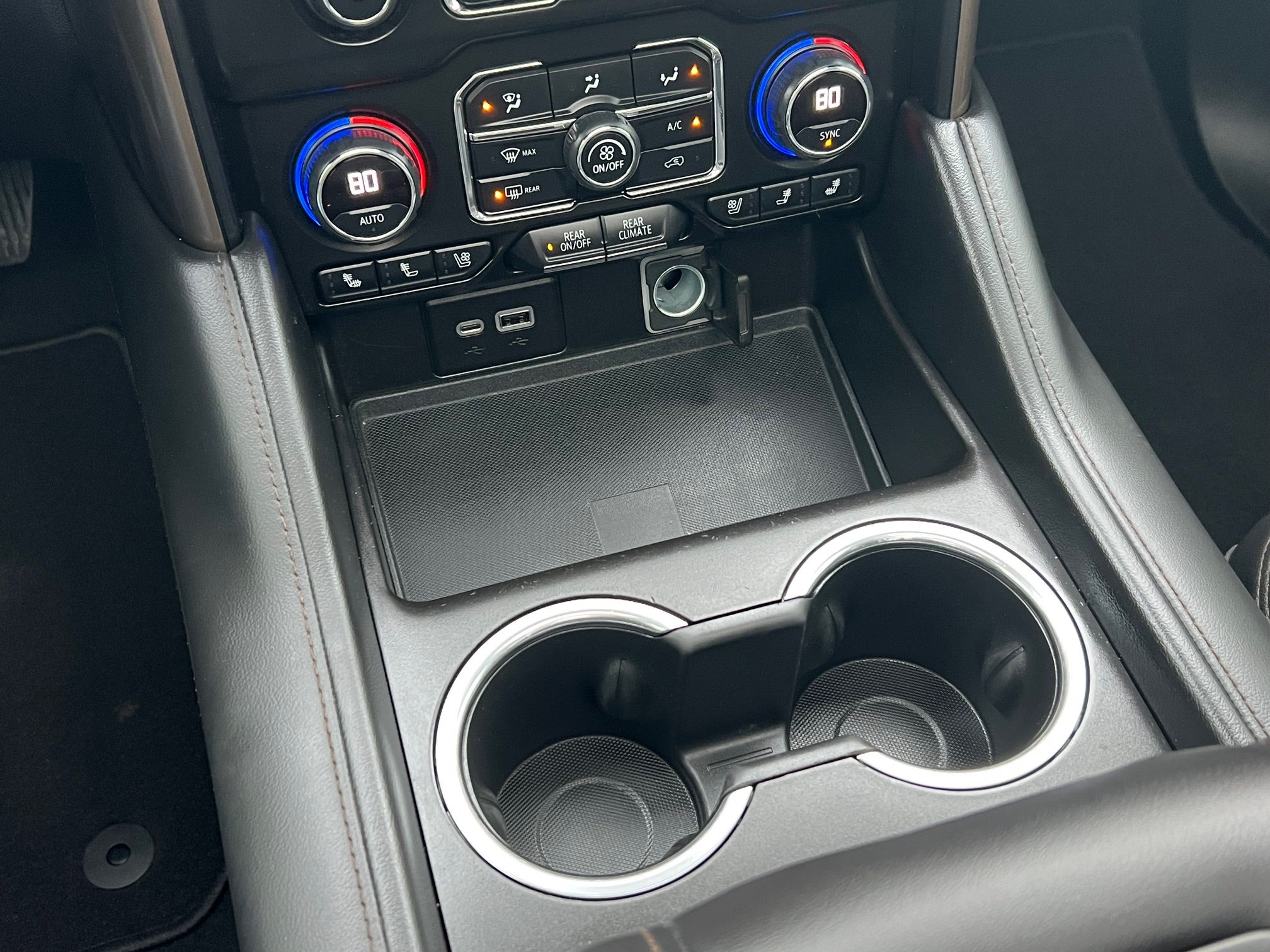 2021 Chevrolet Suburban High Country