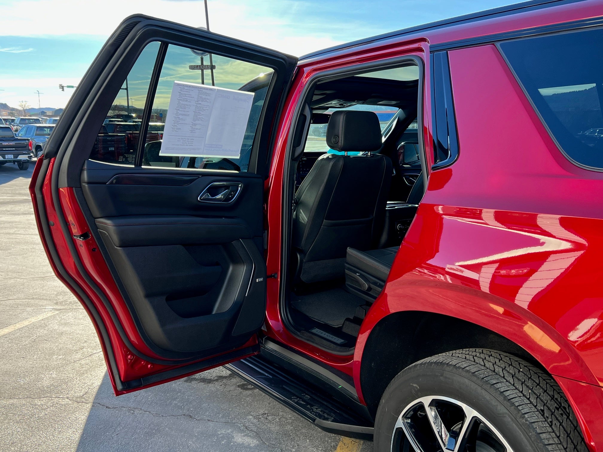 2024 Chevrolet Tahoe RST