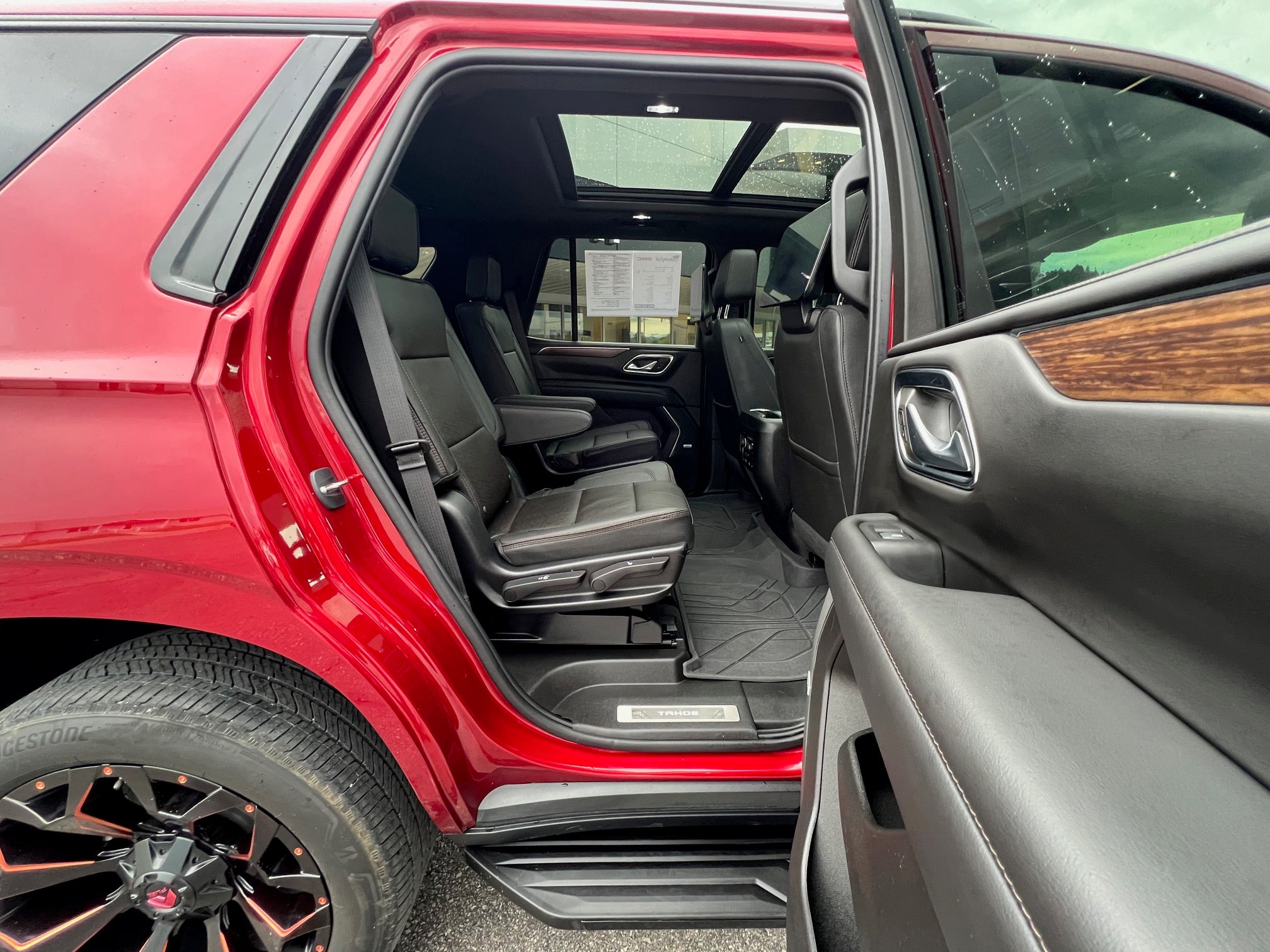 2023 Chevrolet Tahoe 4WD High Country
